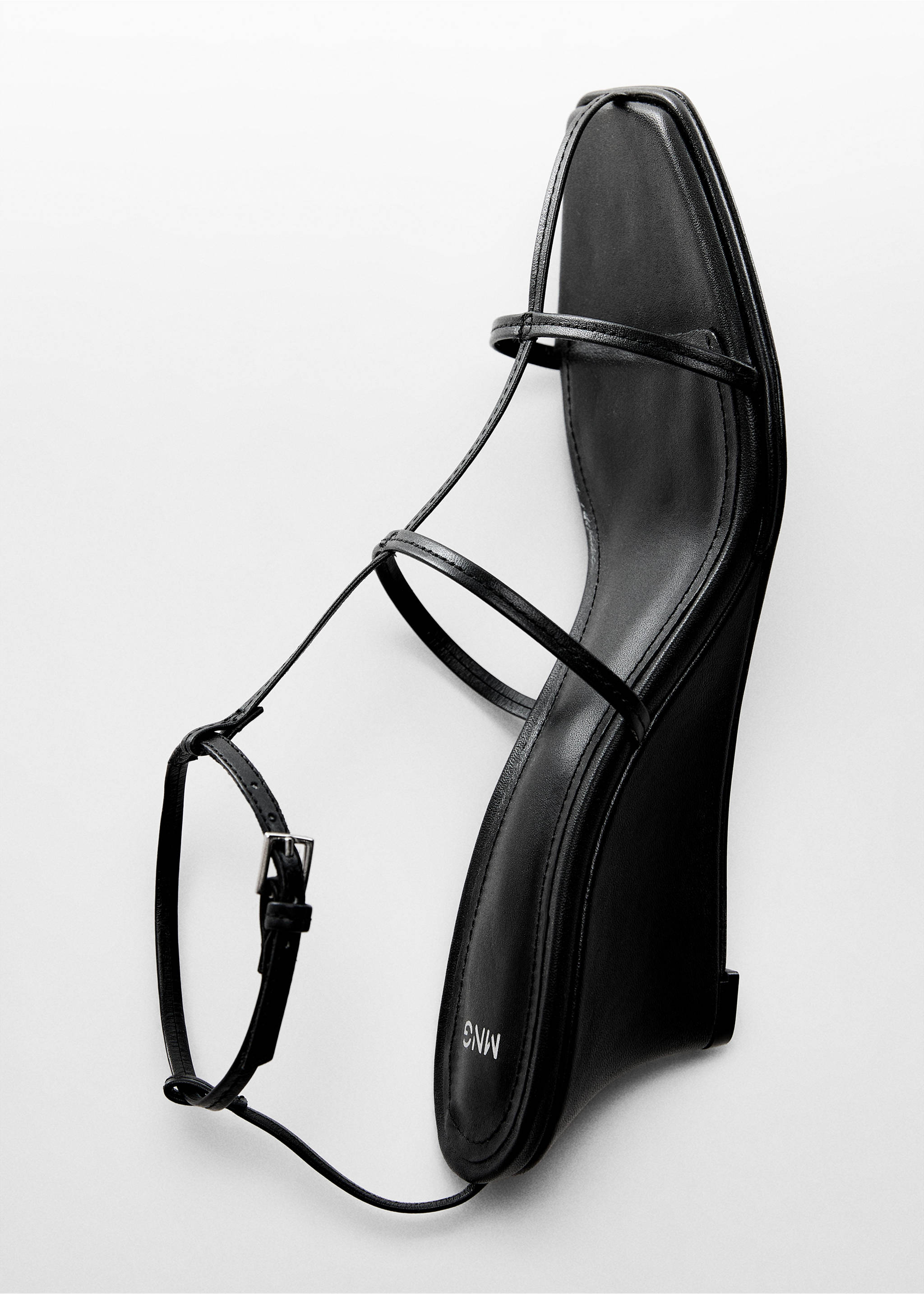 Leather straps sandals - Details of the article 5, Black. Ref: 67048279-00.
