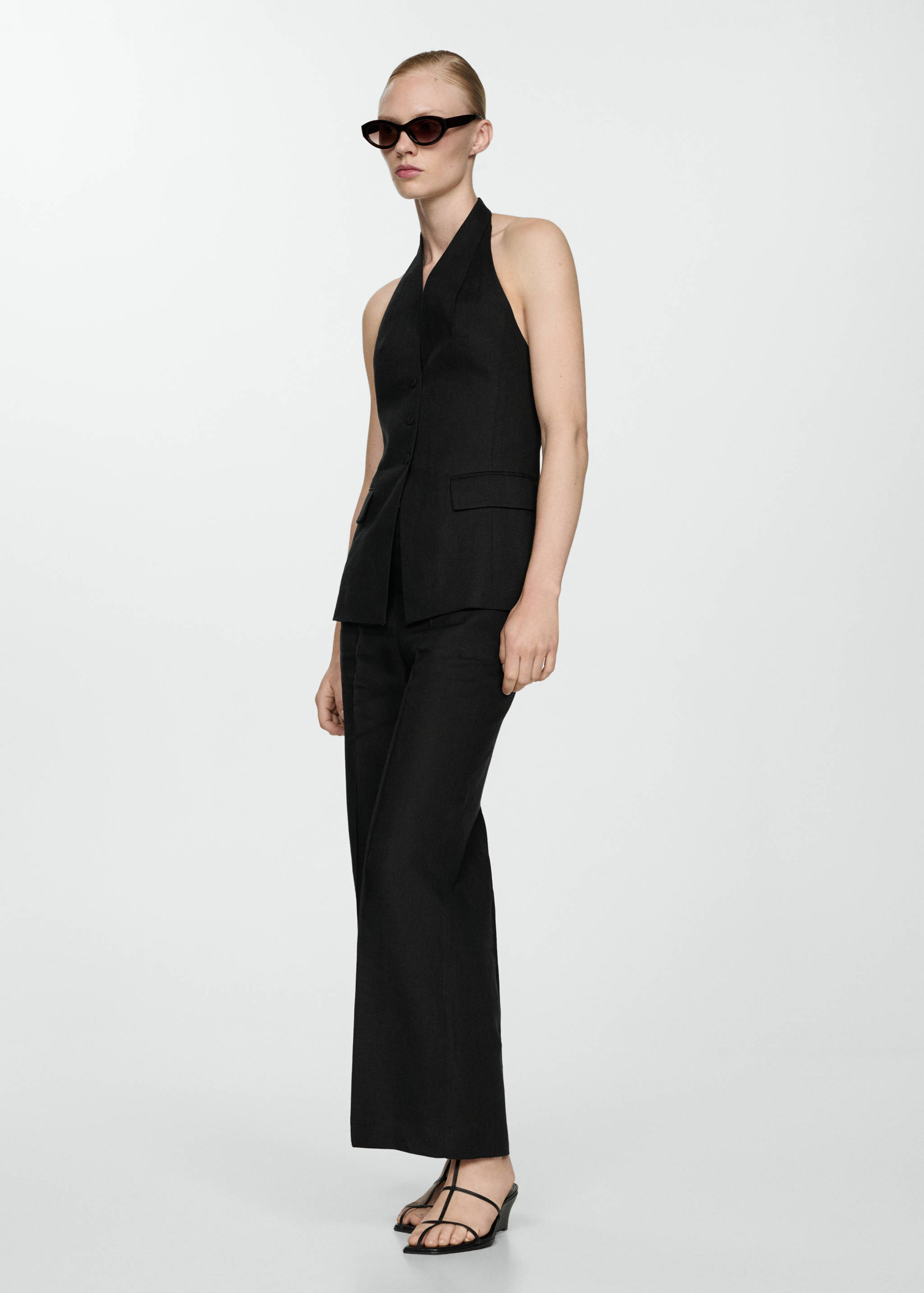 100% linen trousers with pleats - General plane