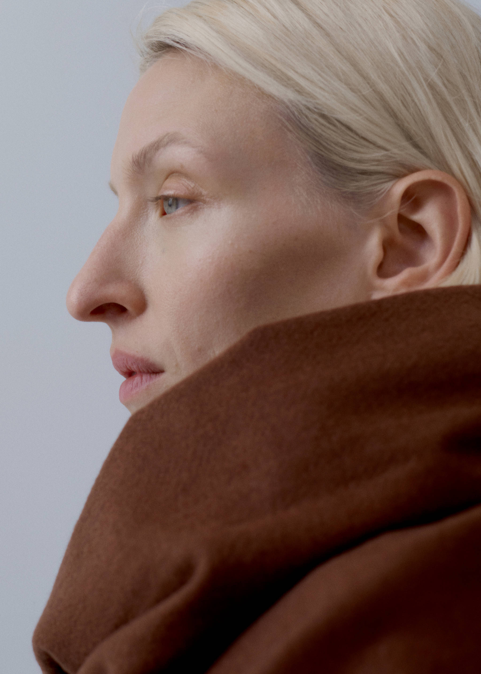 Fringed edge scarf - Details of the article 9, Brown. Ref: 67050281-00.