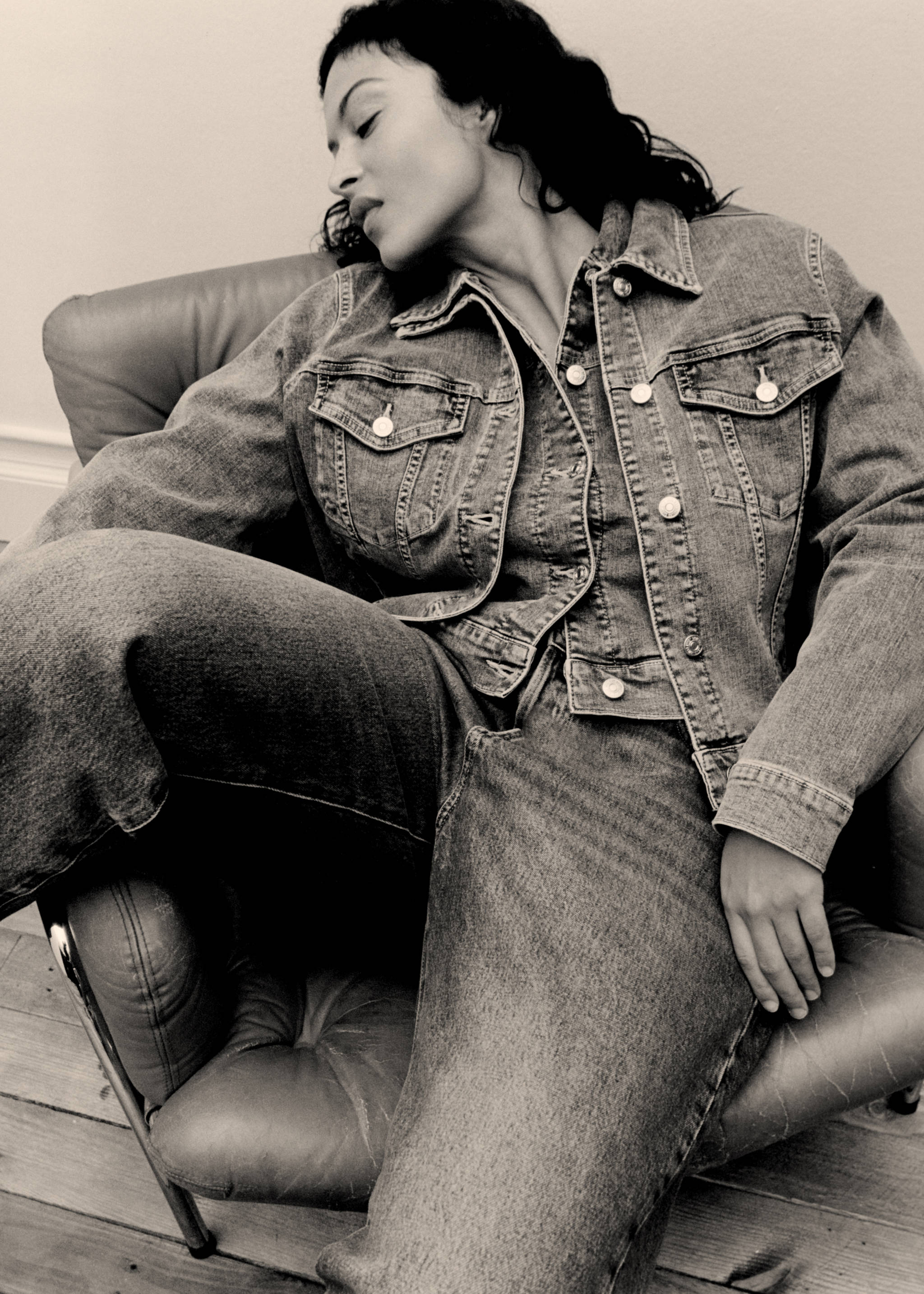 Jeansjacke mit Taschen - Detail des Artikels 9