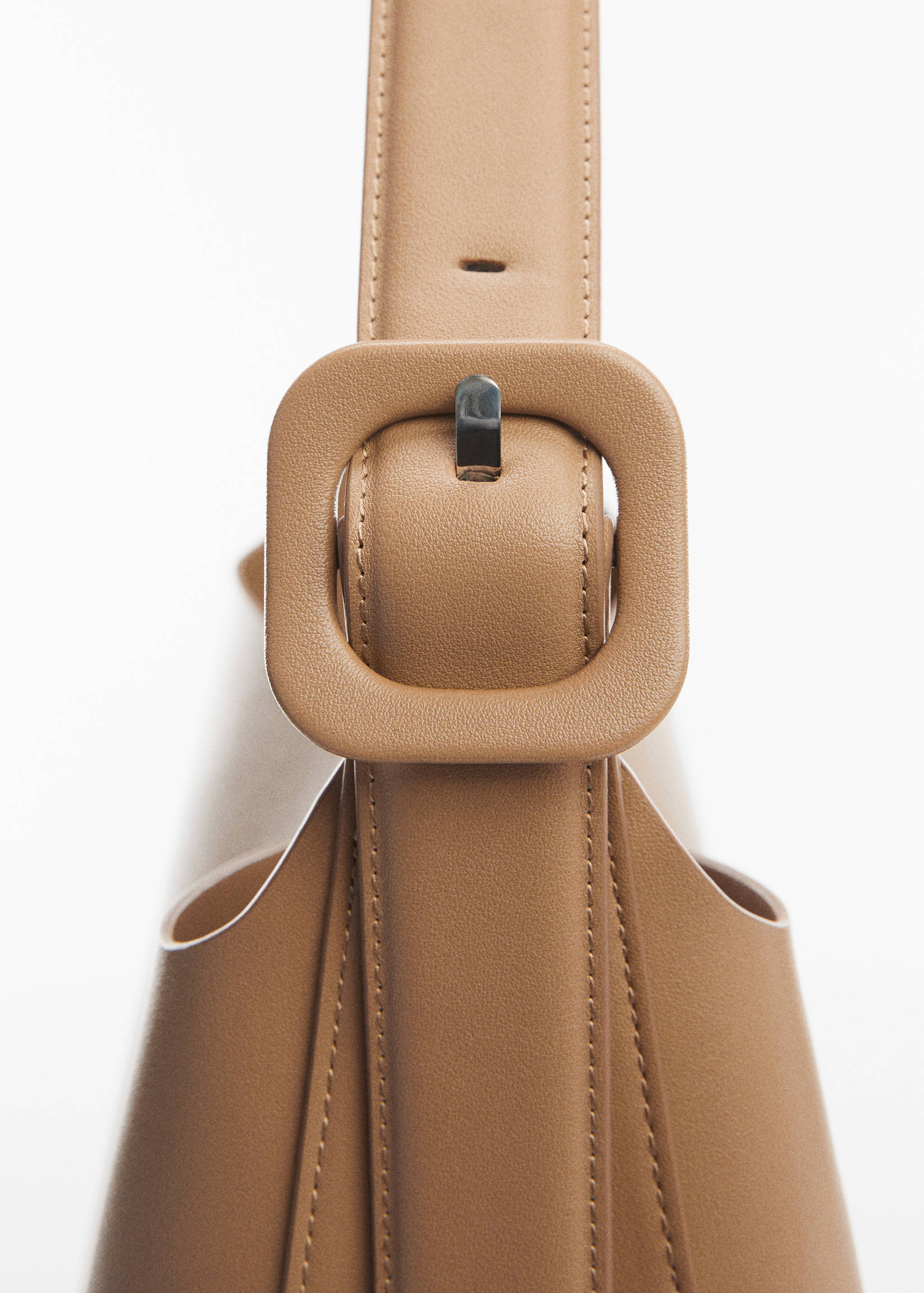 Shopper bag with buckle - Details of the article 2