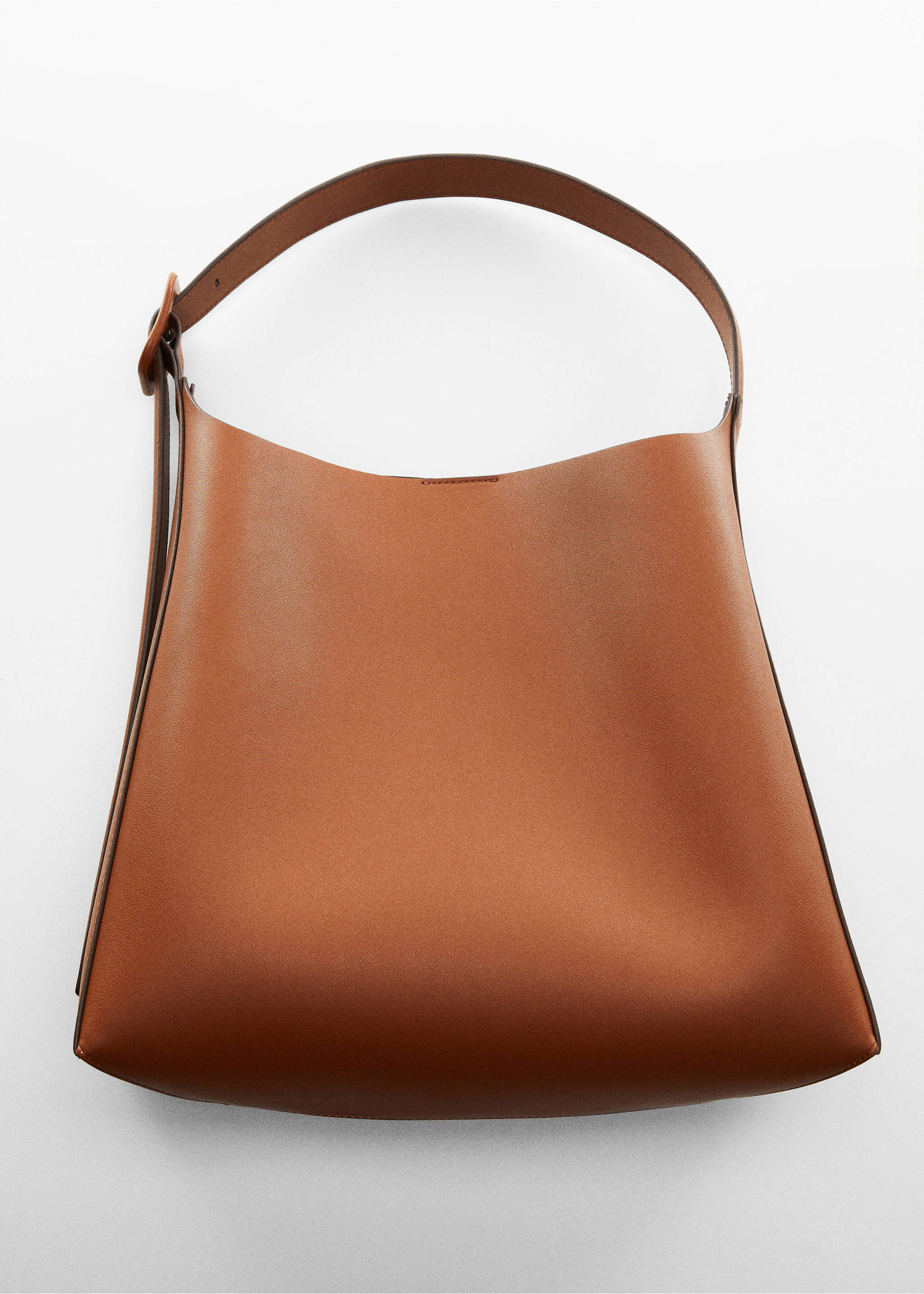 Shopper bag with buckle - Details of the article 5, Leather. Ref: 67050436-00.