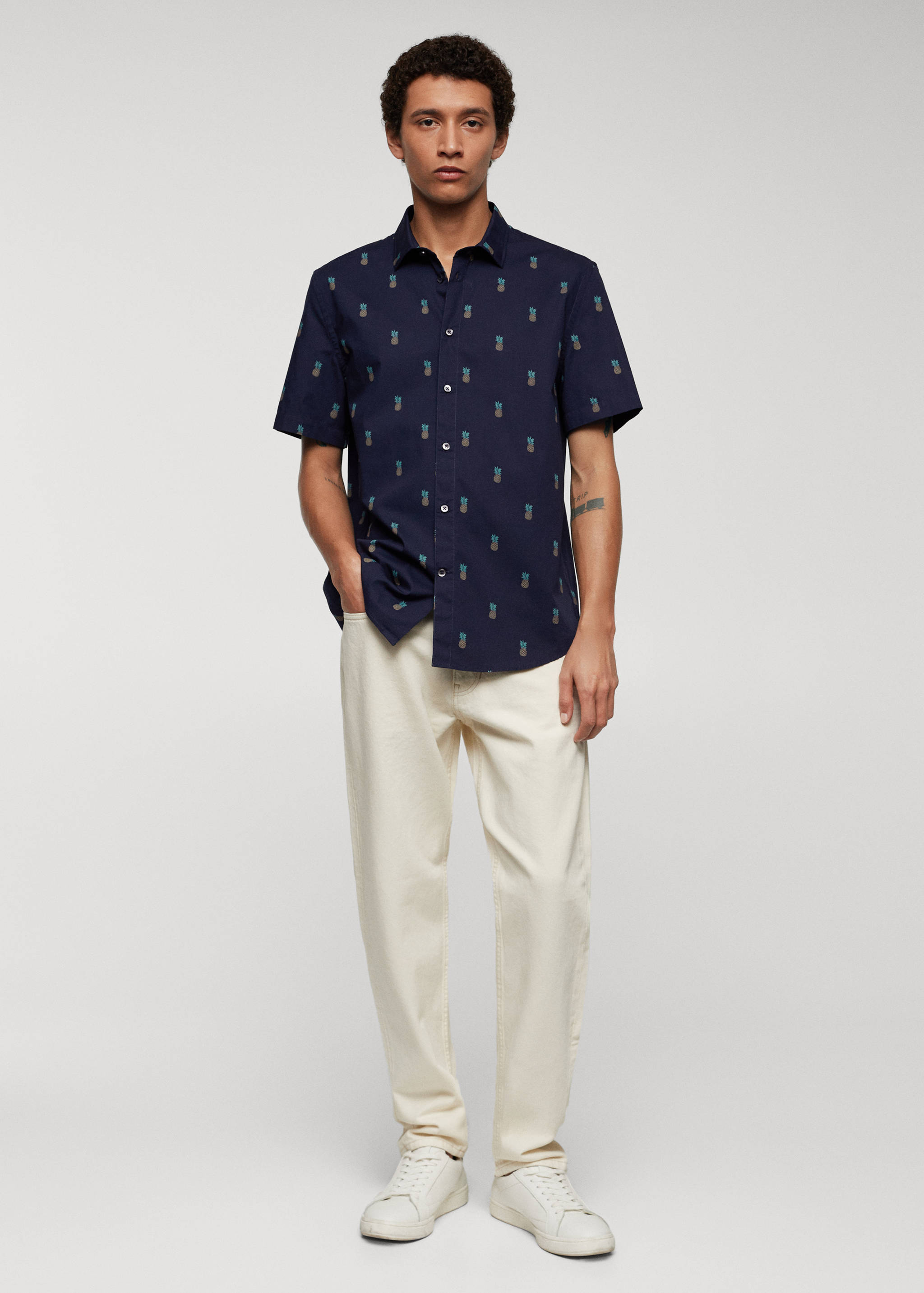 100% cotton shirt with pineapple print - General plane