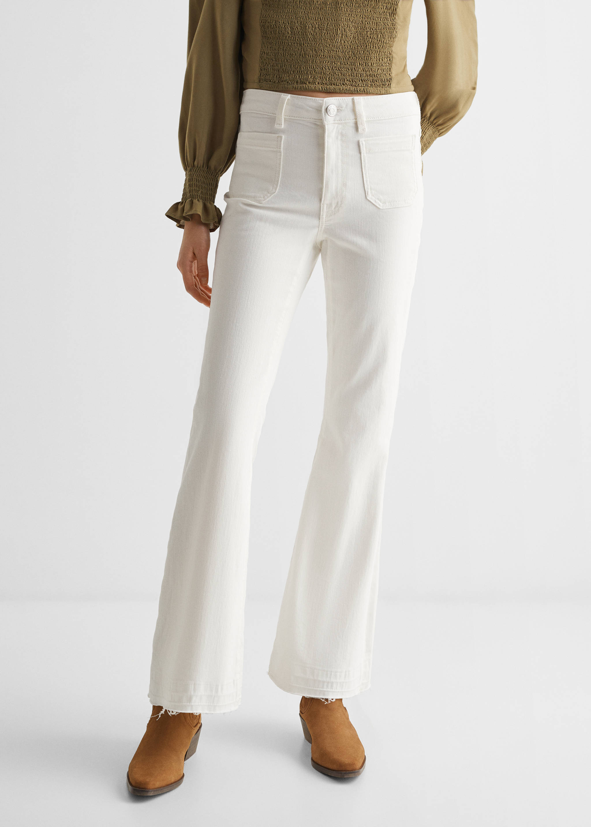 Flared jeans with pocket - Details of the article 6