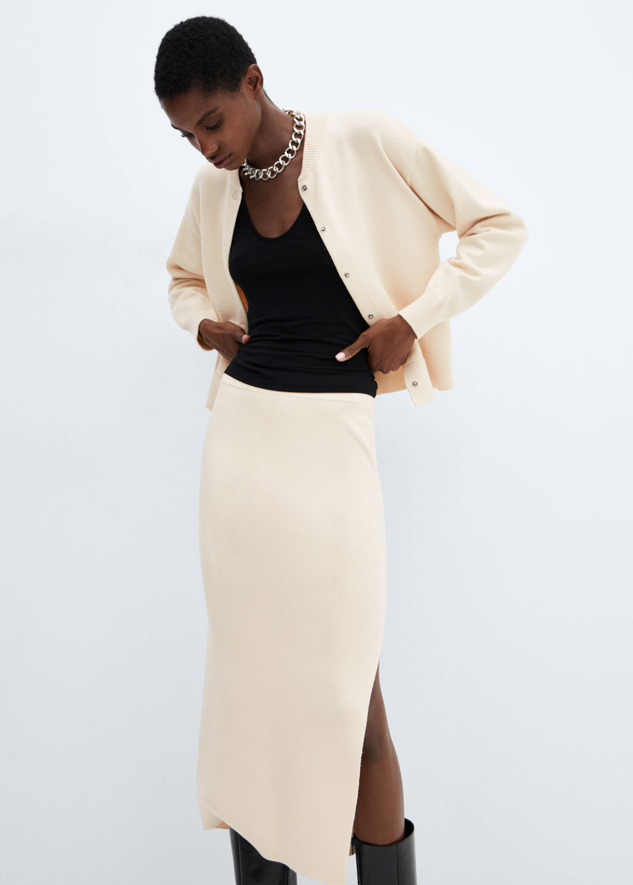 Slit knitted skirt - Details of the article 2