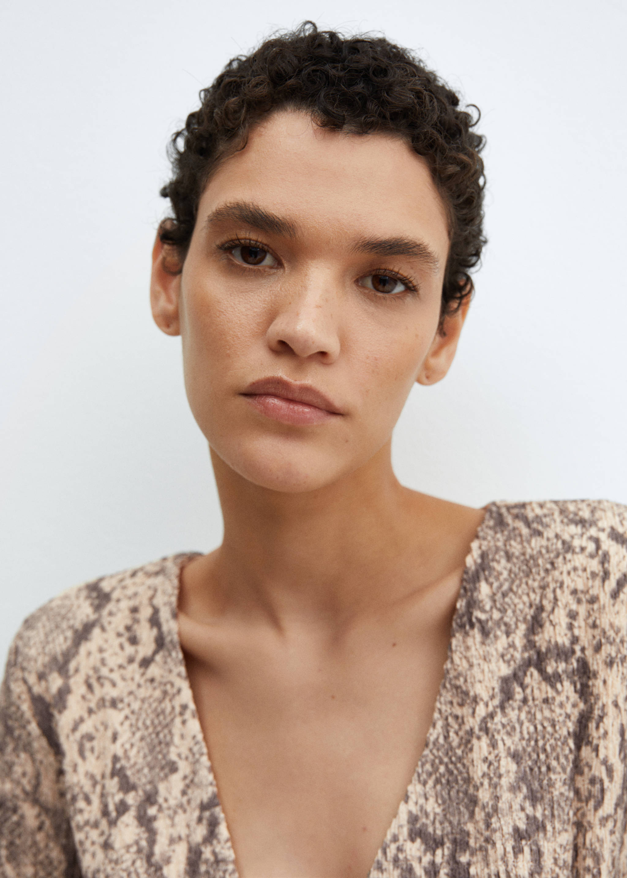 Animal-print textured dress - Details of the article 1