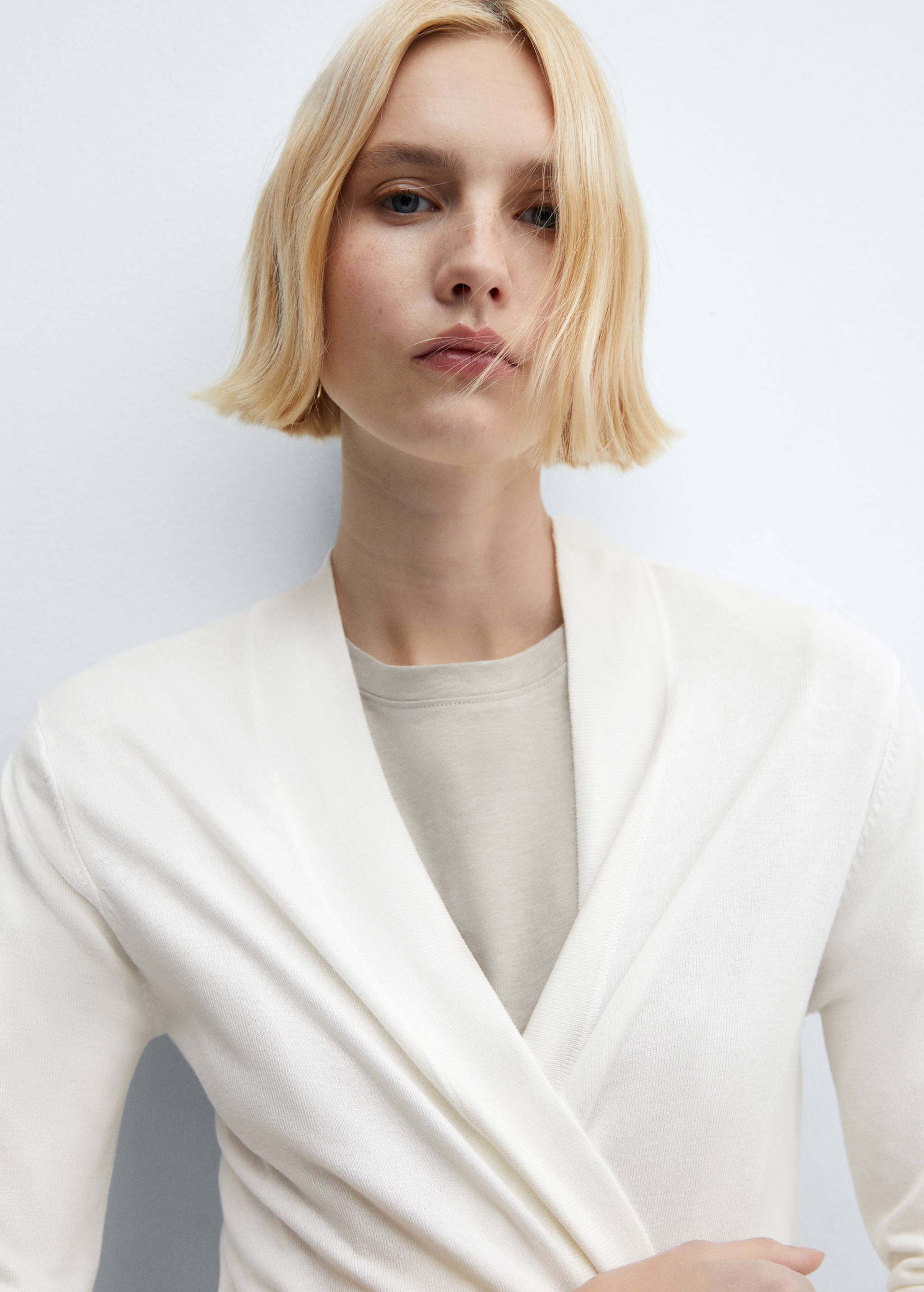 Fine-knit cardigan - Details of the article 1