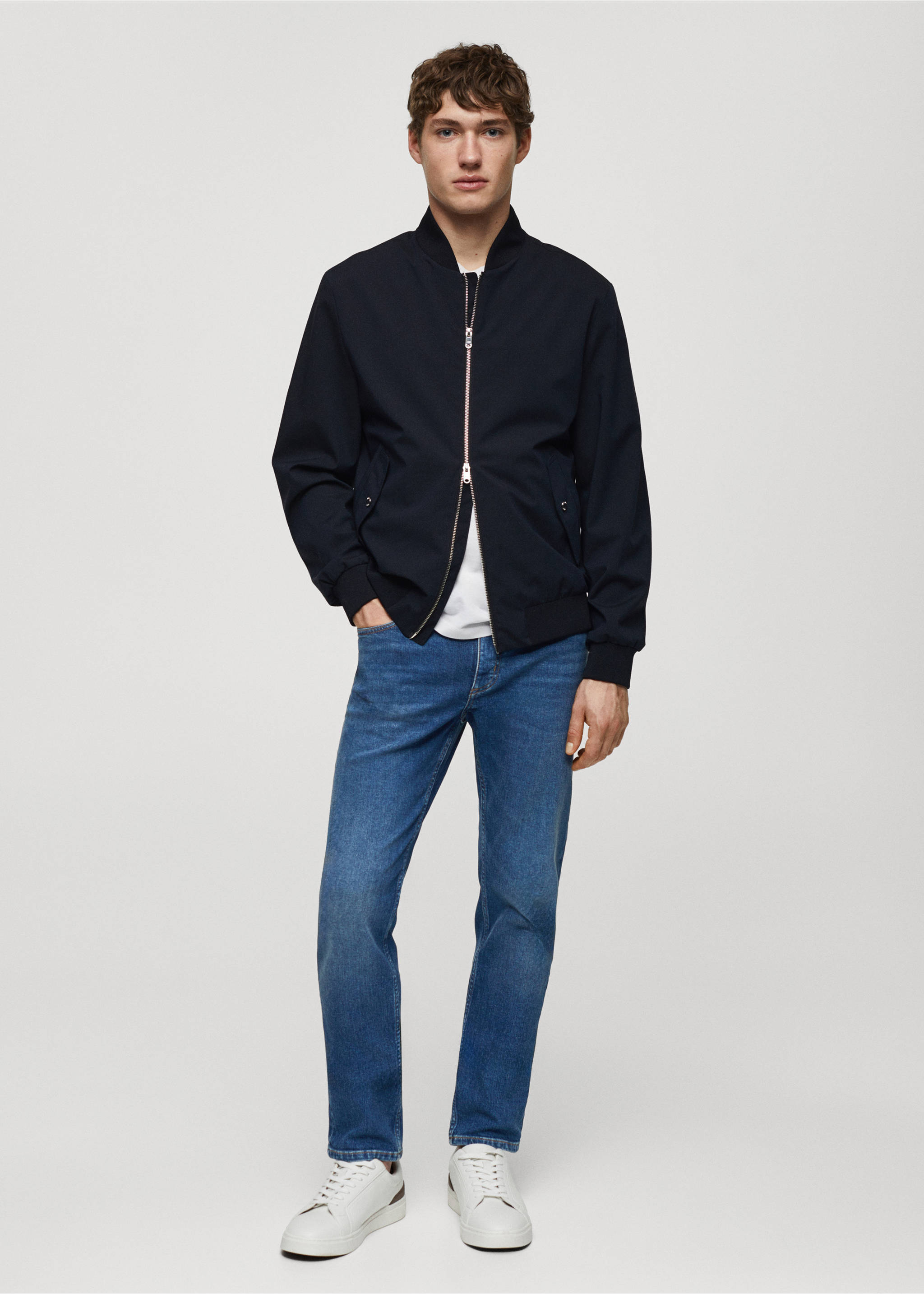 Texans Jan slim fit - Pla general, Blau fosc. Ref: 67050619-00.