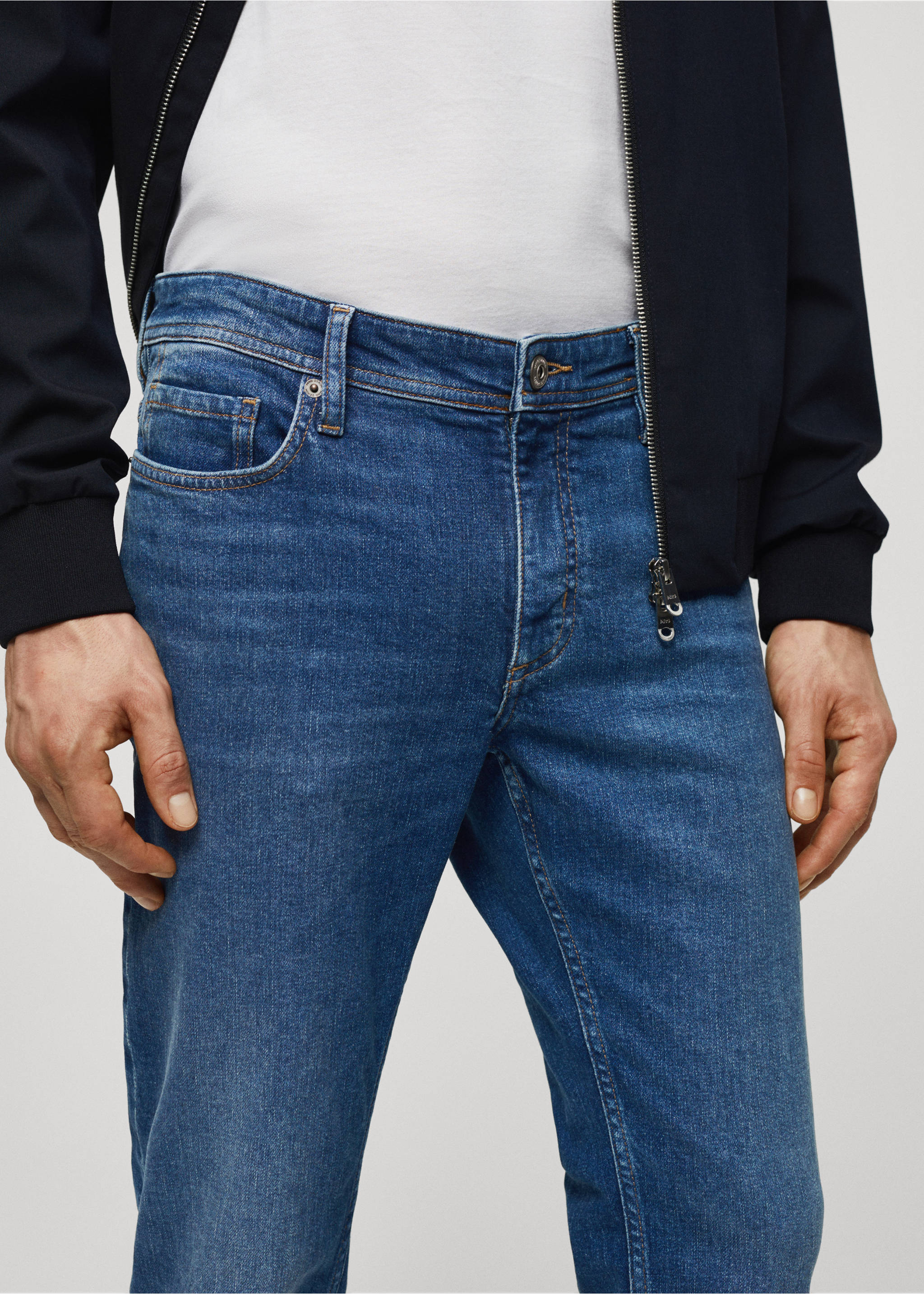 Texans Jan slim fit - Detall de l'article 1, Blau fosc. Ref: 67050619-00.