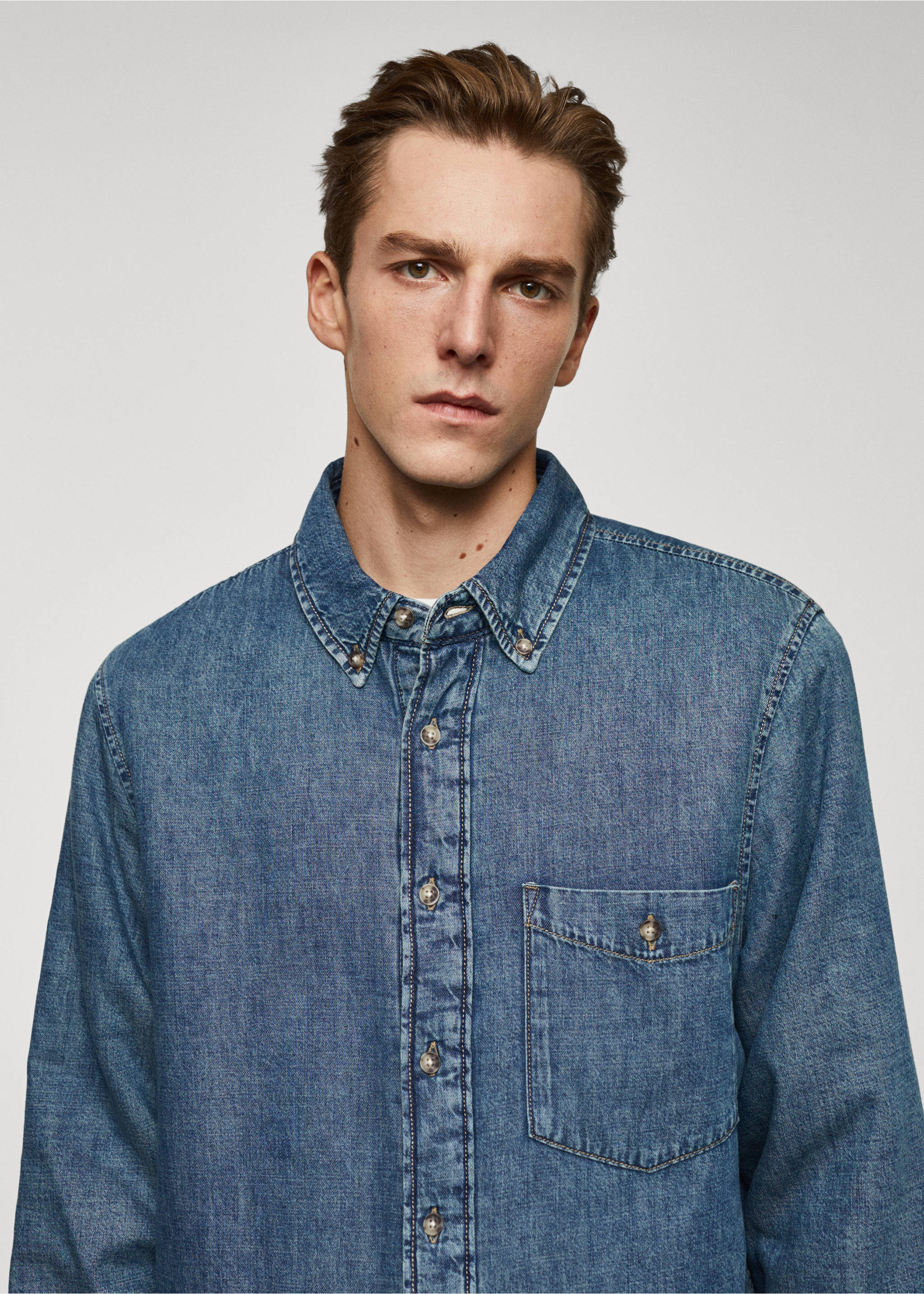Quilted denim overshirt - Details of the article 1, Medium Vintage Blue. Ref: 67050621-00.