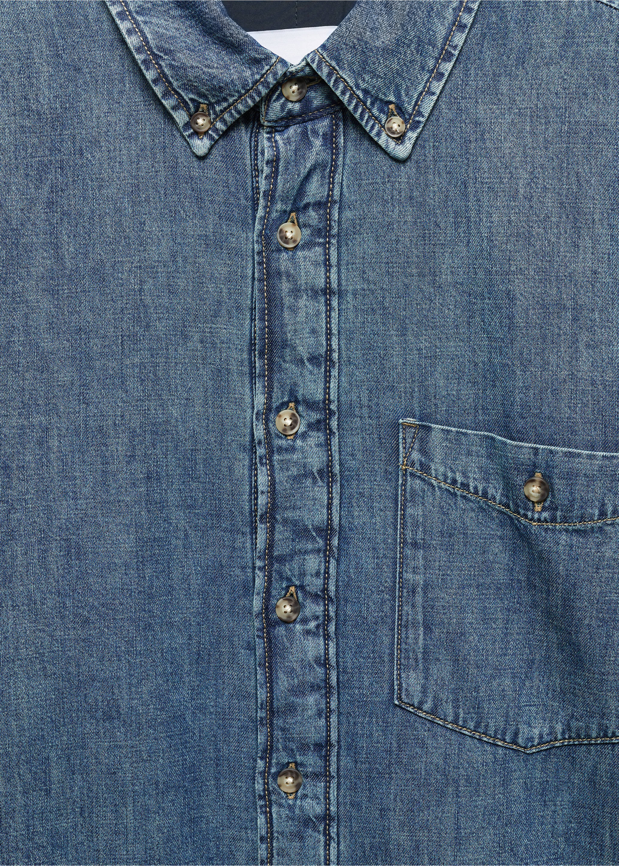 Quilted denim overshirt - Details of the article 8, Medium Vintage Blue. Ref: 67050621-00.