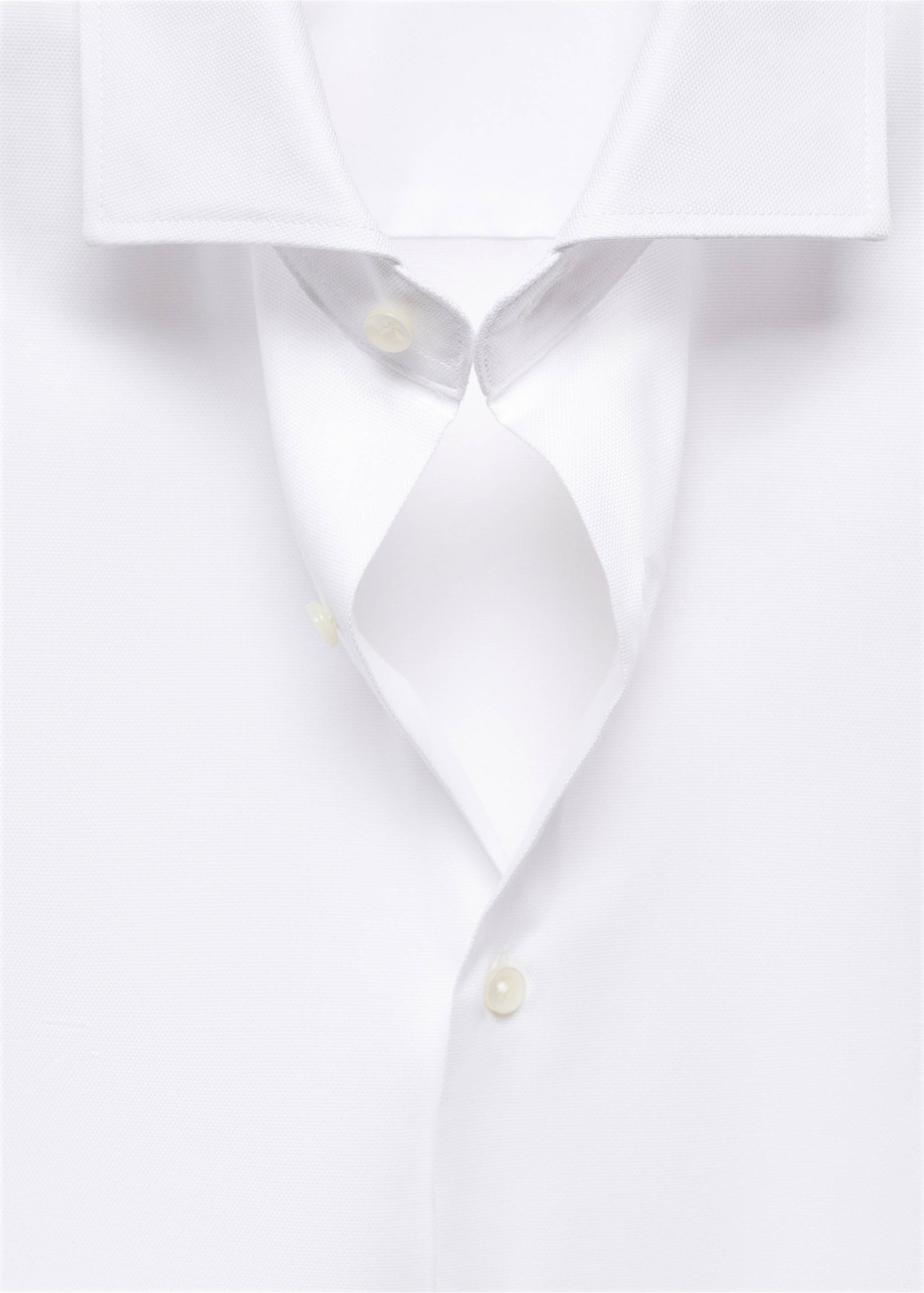 Strukturiertes Slim Fit-Oberhemd aus Baumwolle - Detail des Artikels 0, Weiß. Ref: 67050624-00.