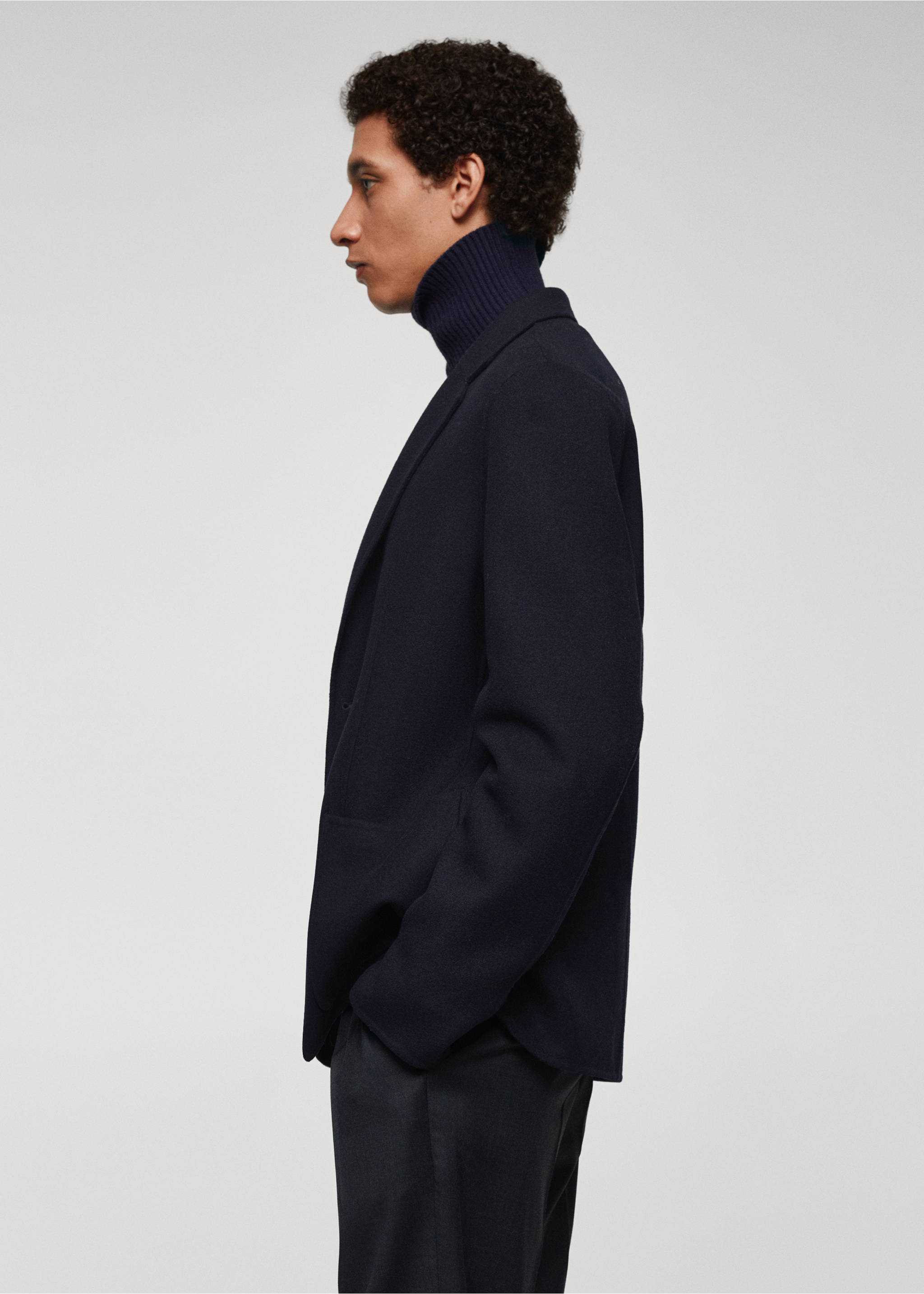 Handmade Woll-Blazer - Detail des Artikels 2, Dunkles Marineblau. Ref: 67050626-00.