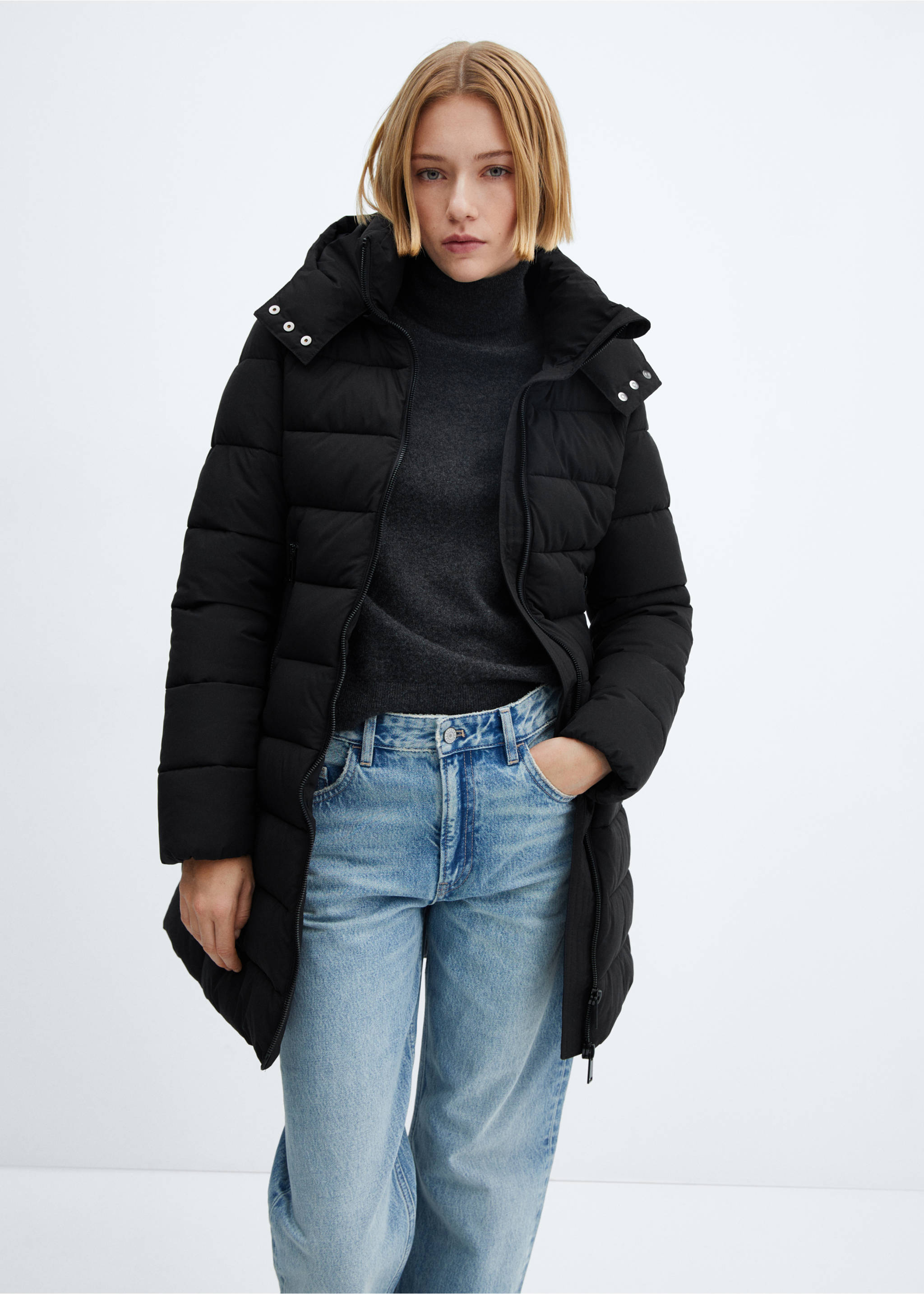 Hood puffer coat - Medium plane, Black. Ref: 67050641-00.