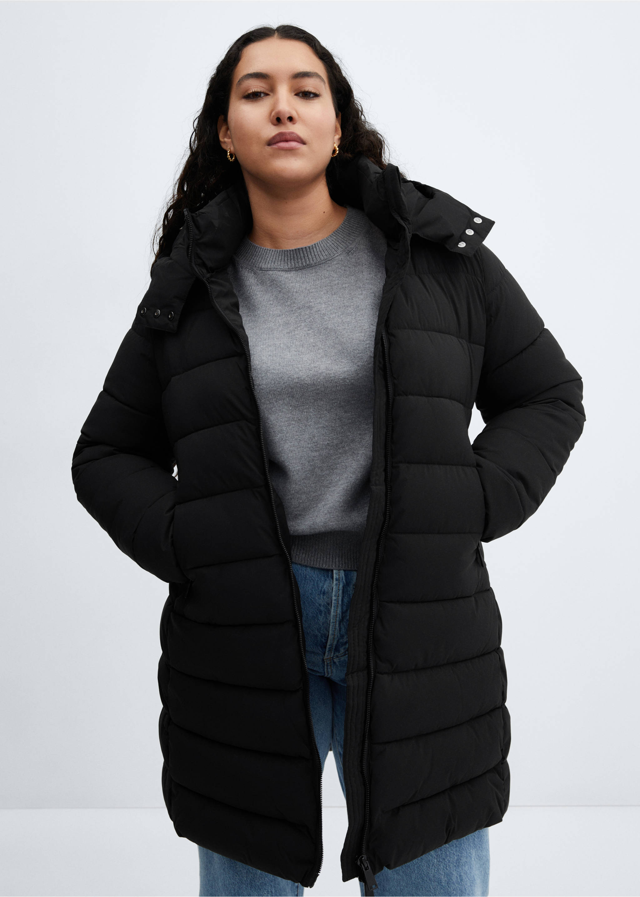 Hood puffer coat - Details of the article 5, Black. Ref: 67050641-00.
