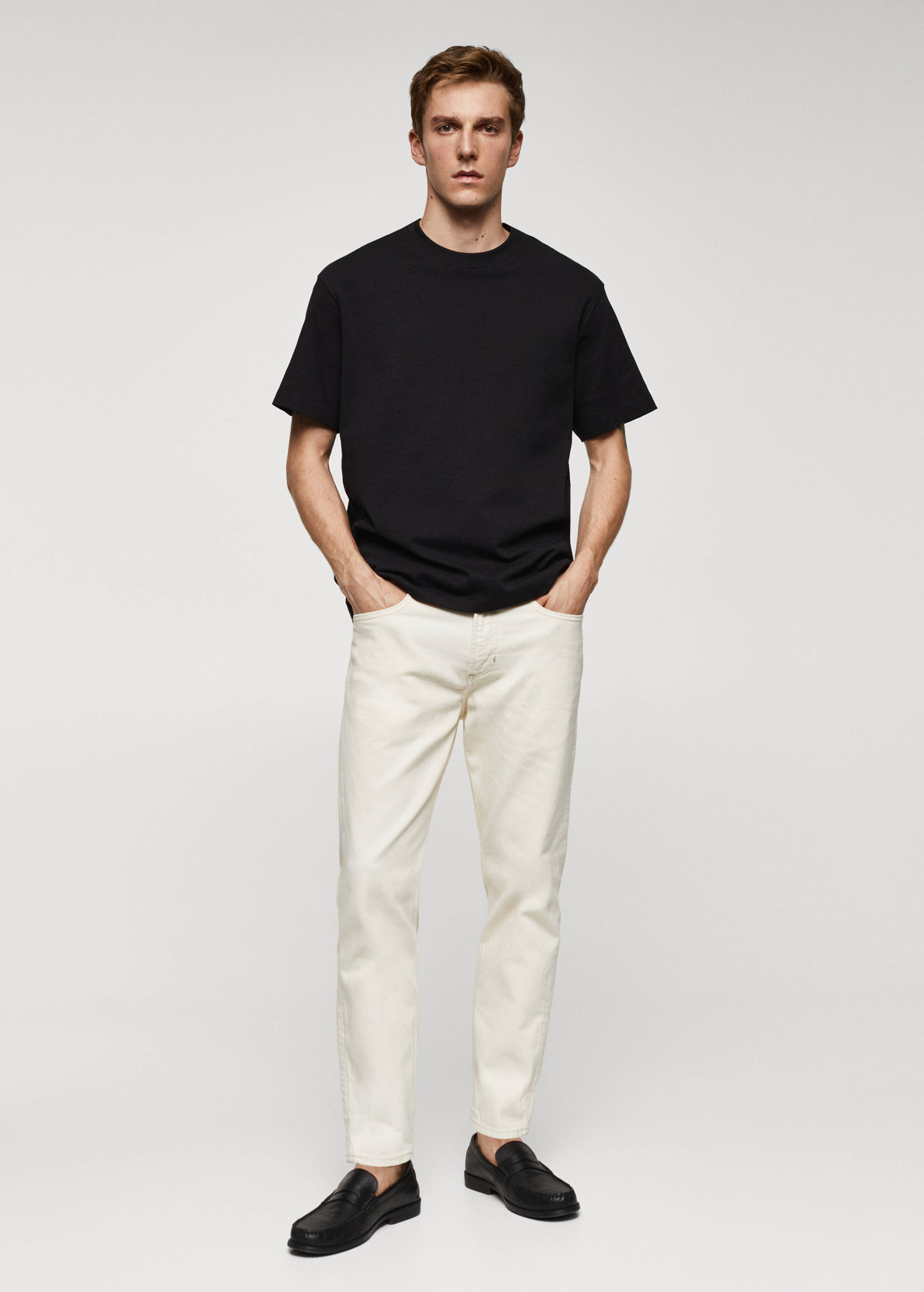 Camiseta básica 100% algodón relaxed fit - Plano general