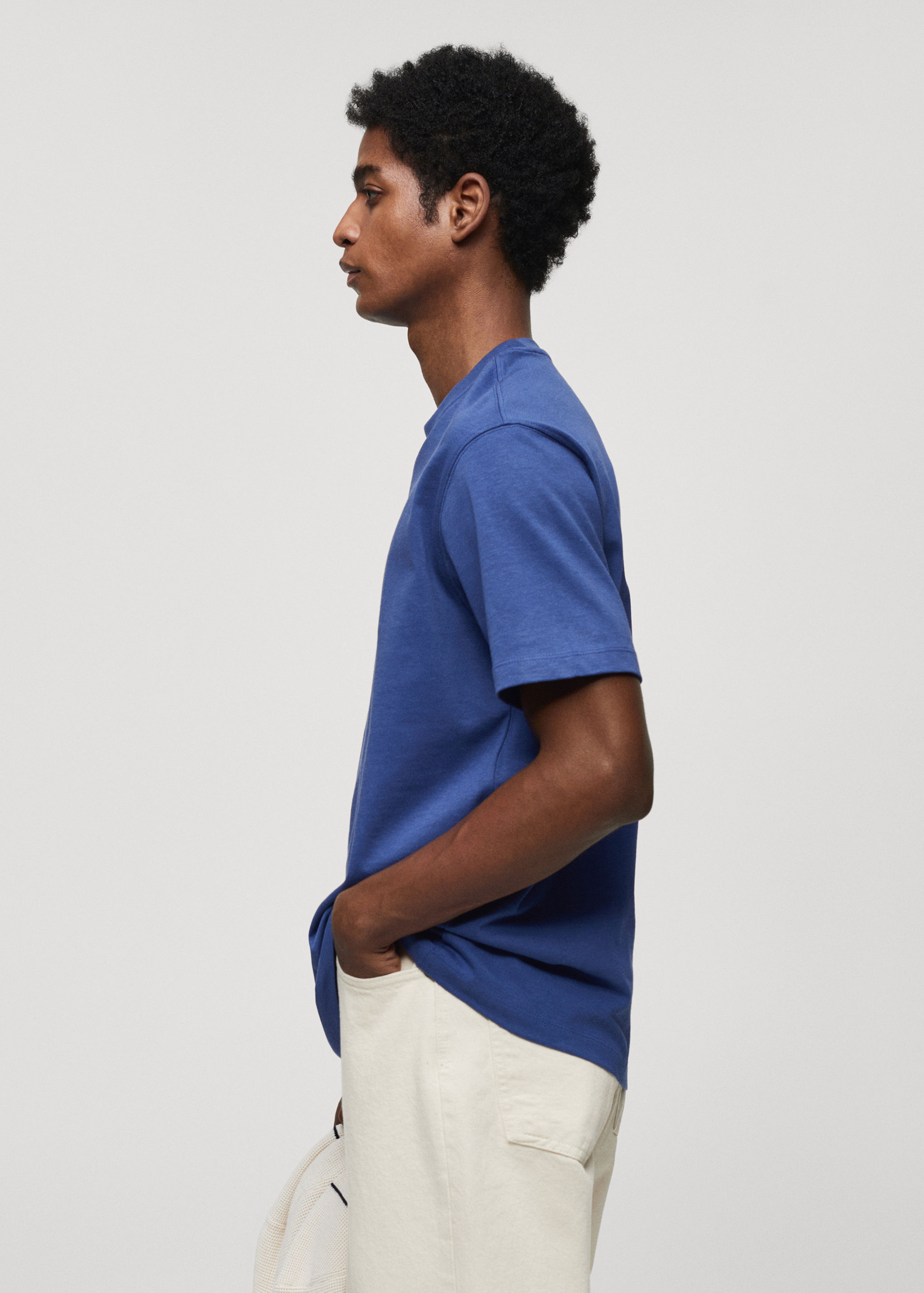 Basic 100% cotton relaxed-fit t-shirt - Details of the article 2