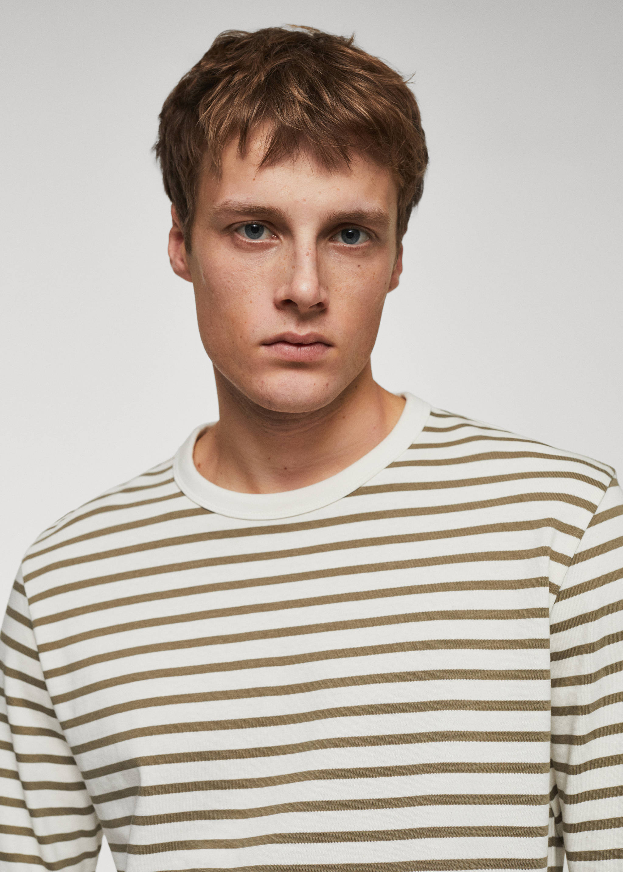 Striped long sleeves t-shirt - Details of the article 1