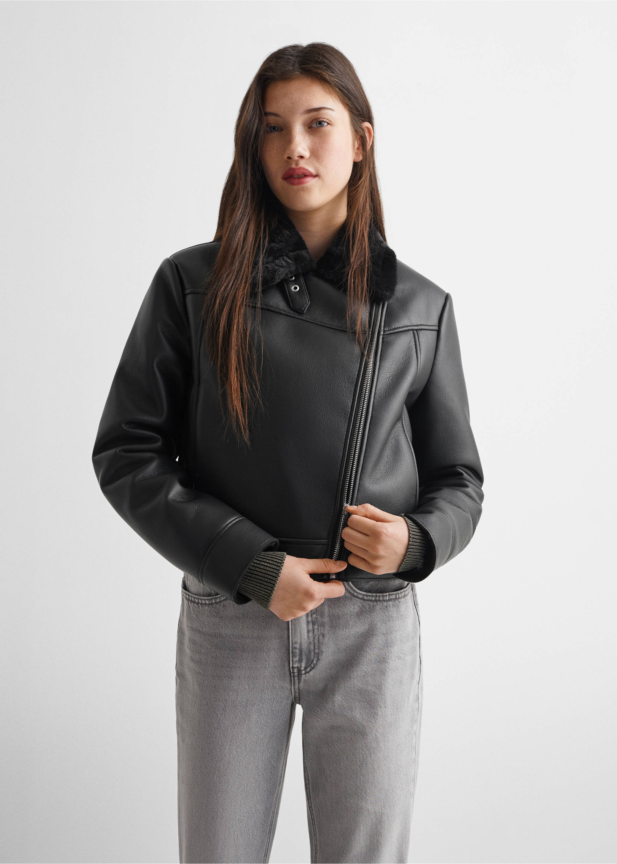 Biker jacket with shearling-effect lining - Medium plane, Black. Ref: 67050679-00.