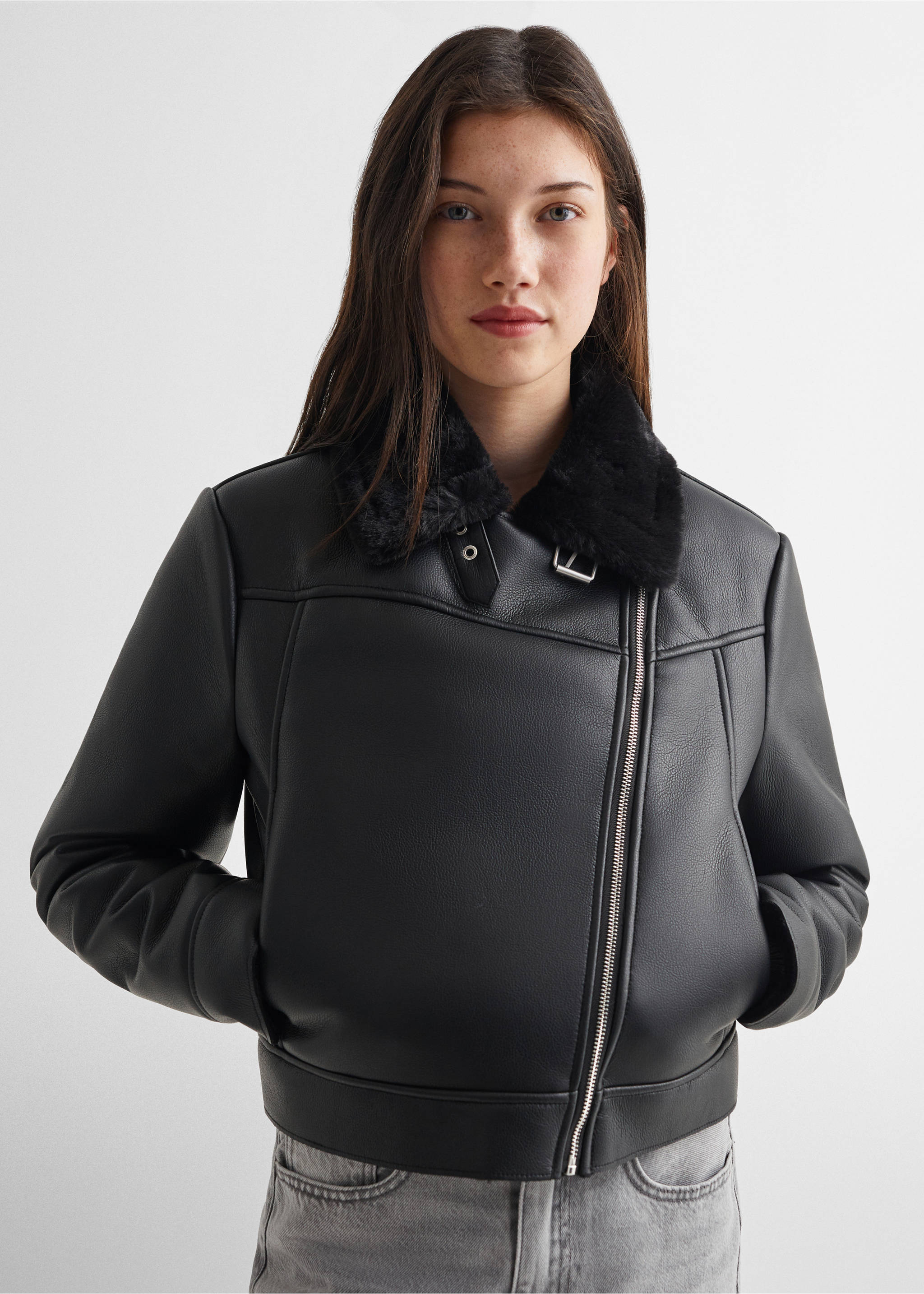 Biker jacket with shearling-effect lining - Details of the article 4, Black. Ref: 67050679-00.