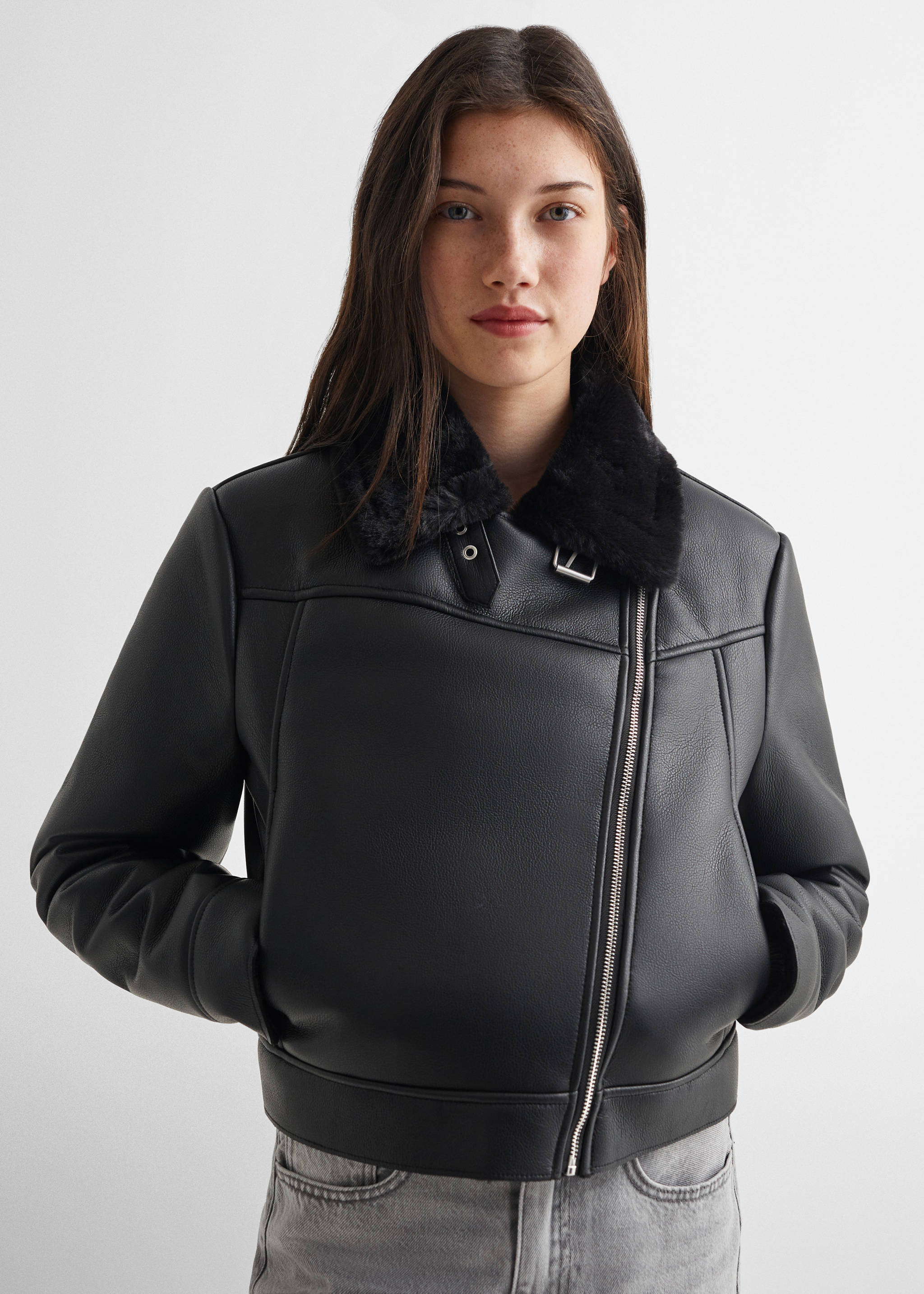 Biker jacket with shearling-effect lining - Details of the article 4