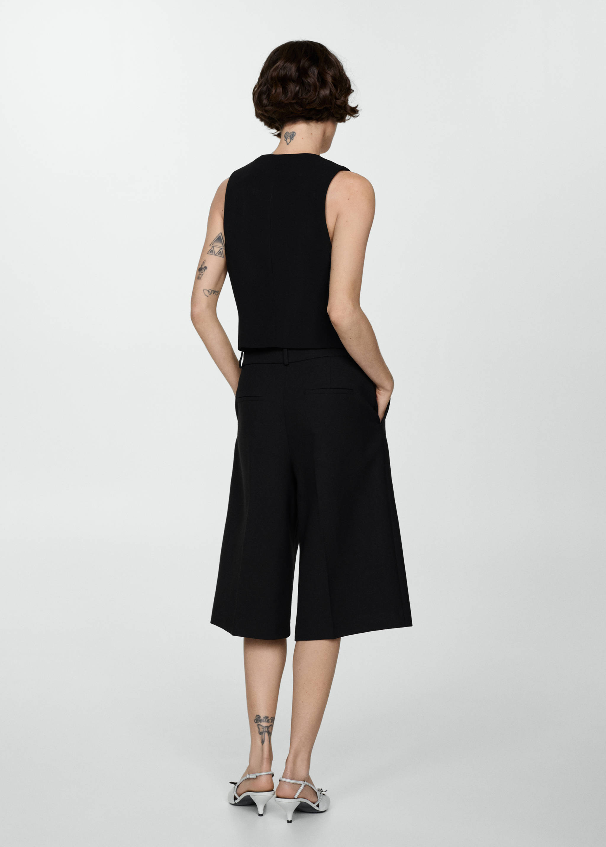 Suit waistcoat with buttons - Reverse of the article