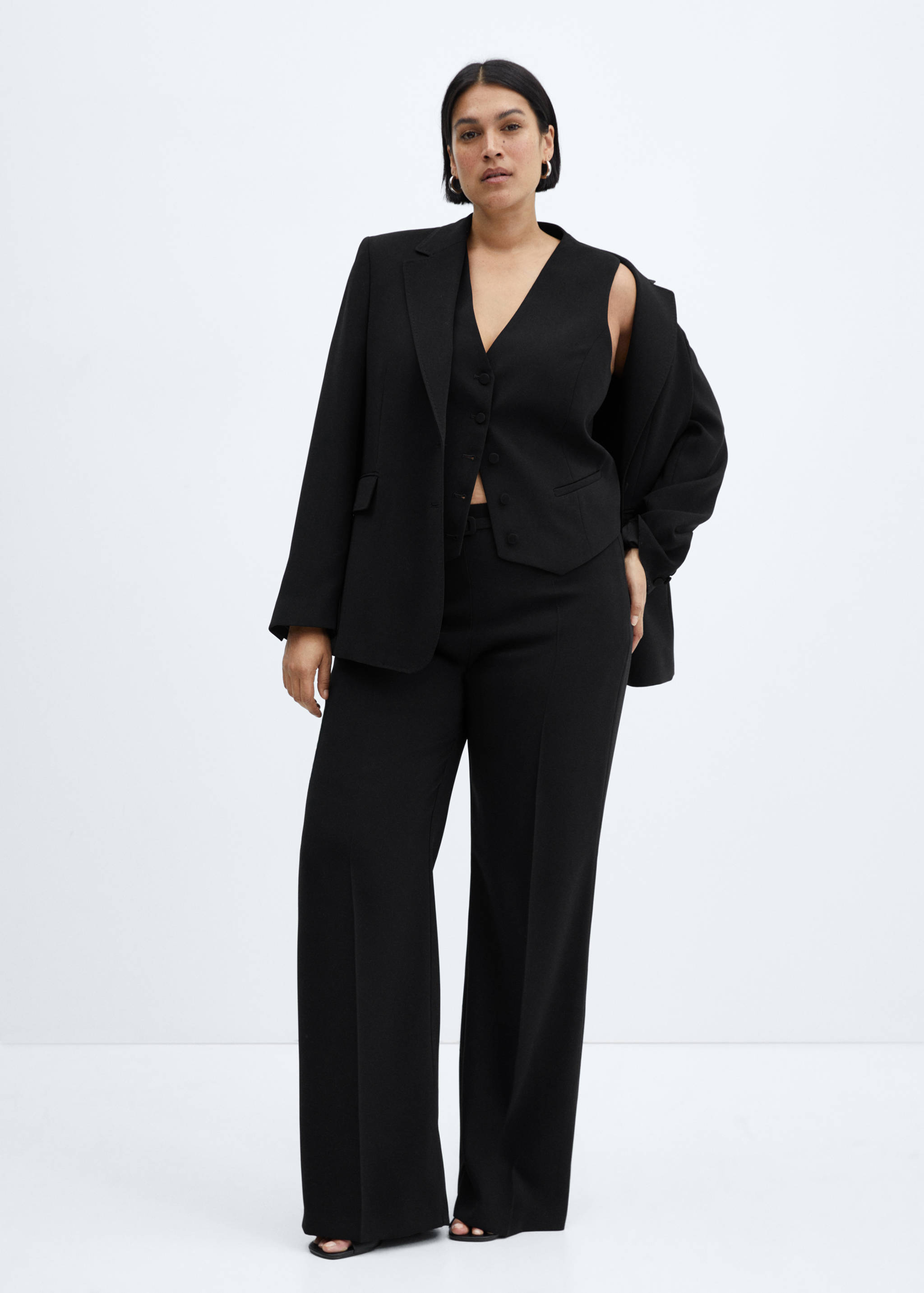 Suit waistcoat with buttons - Details of the article 3