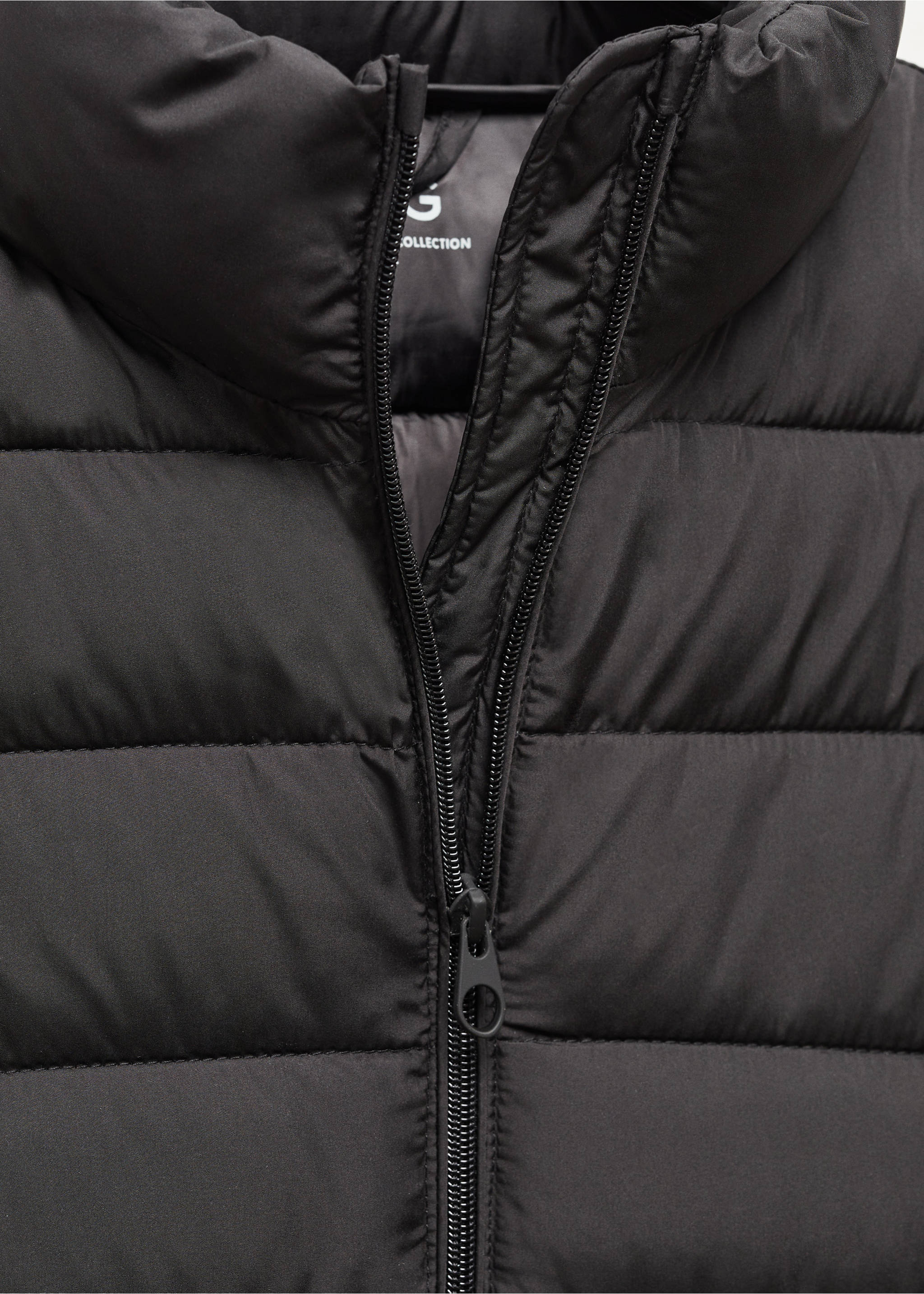 Steppjacke - Detail des Artikels 8, Schwarz. Ref: 67052009-00.