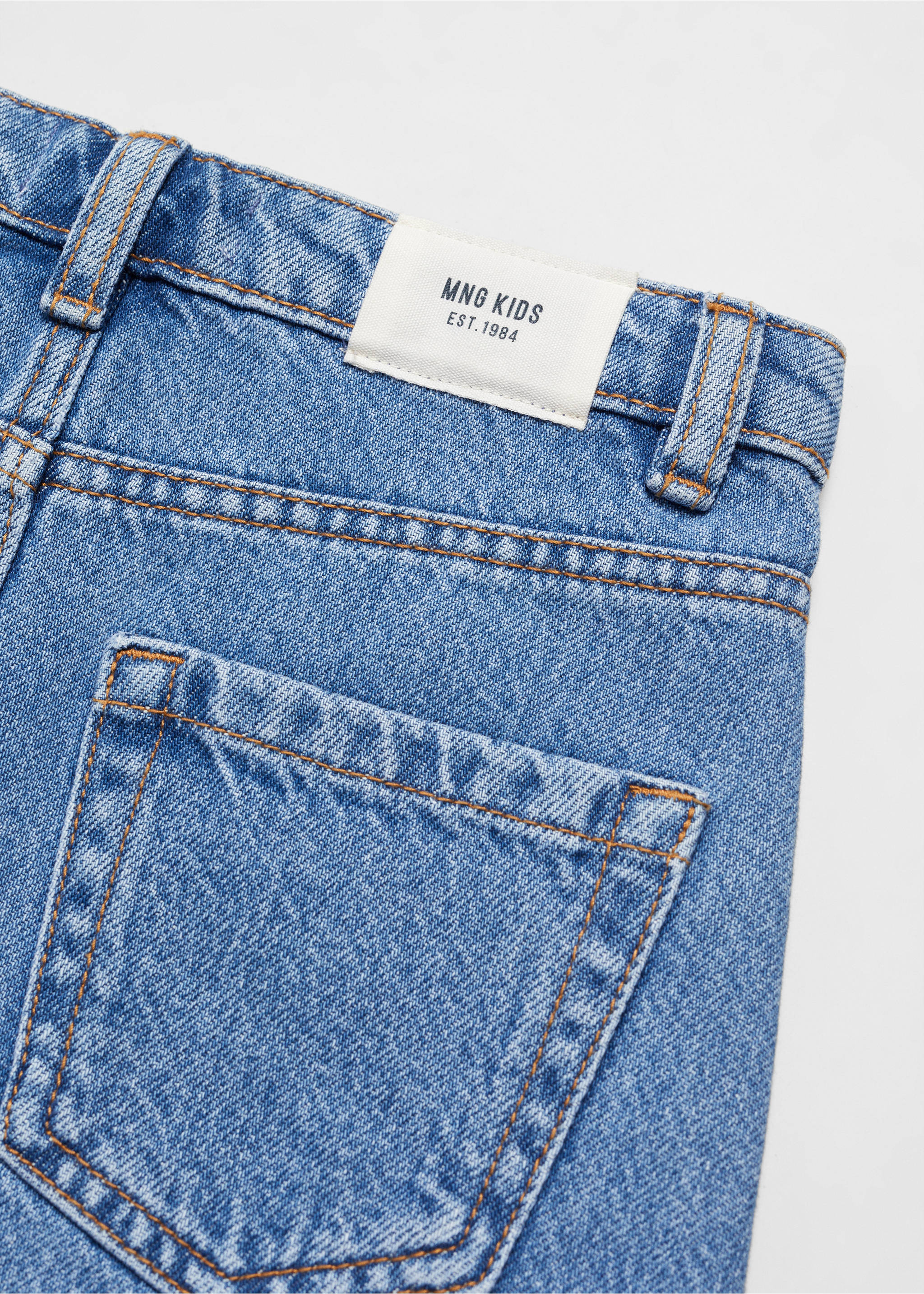 Short denim skirt - Details of the article 8, Medium Blue. Ref: 67052528-00.