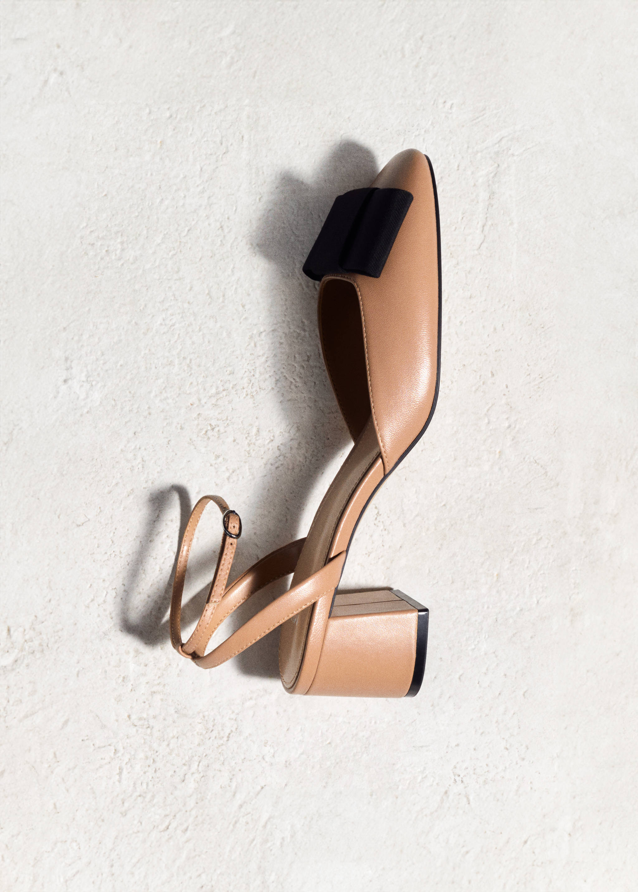 Bow leather shoes - Details of the article 7