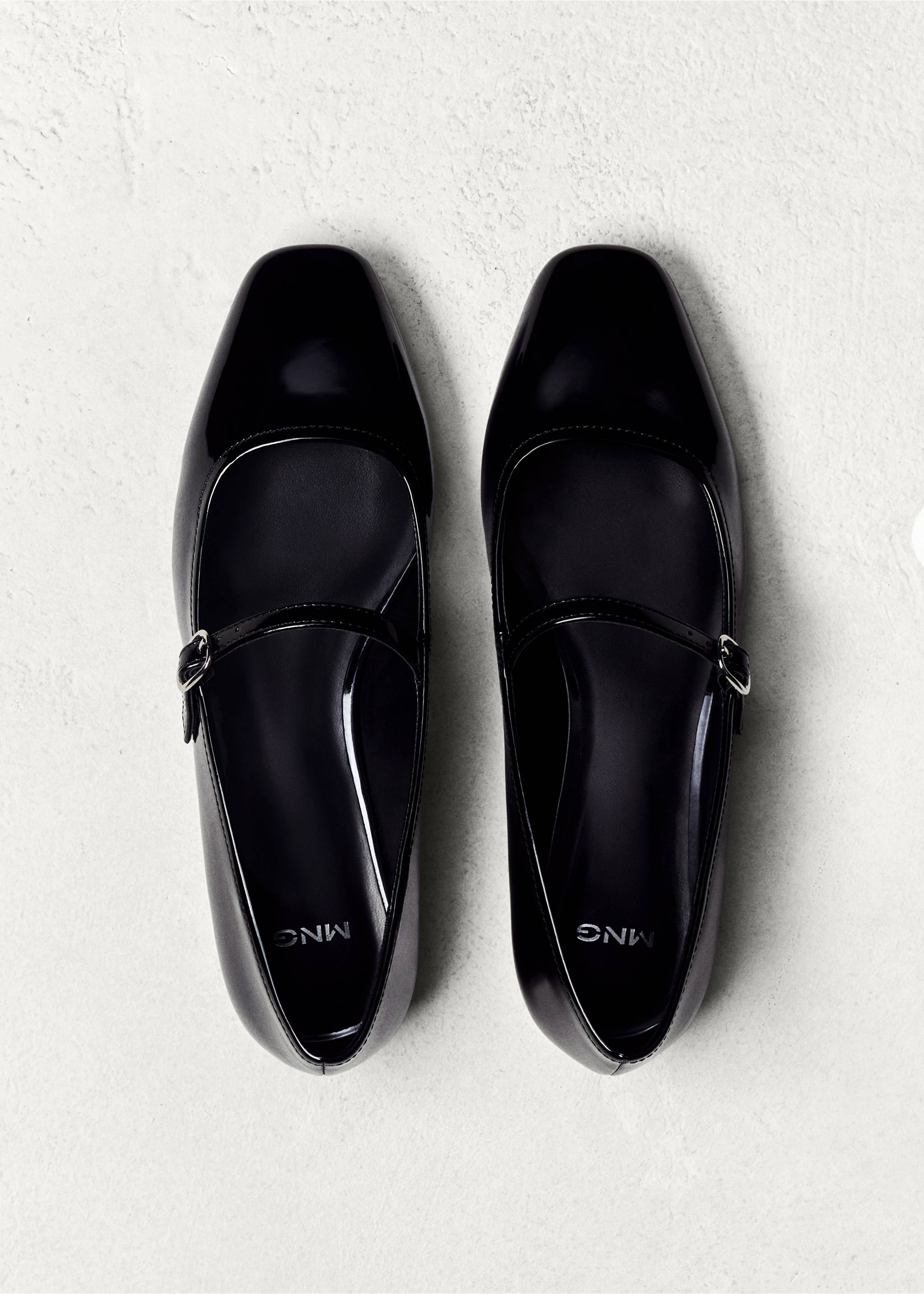 Patent leather-effect ballet flats - Details of the article 7, Black. Ref: 67053690-00.