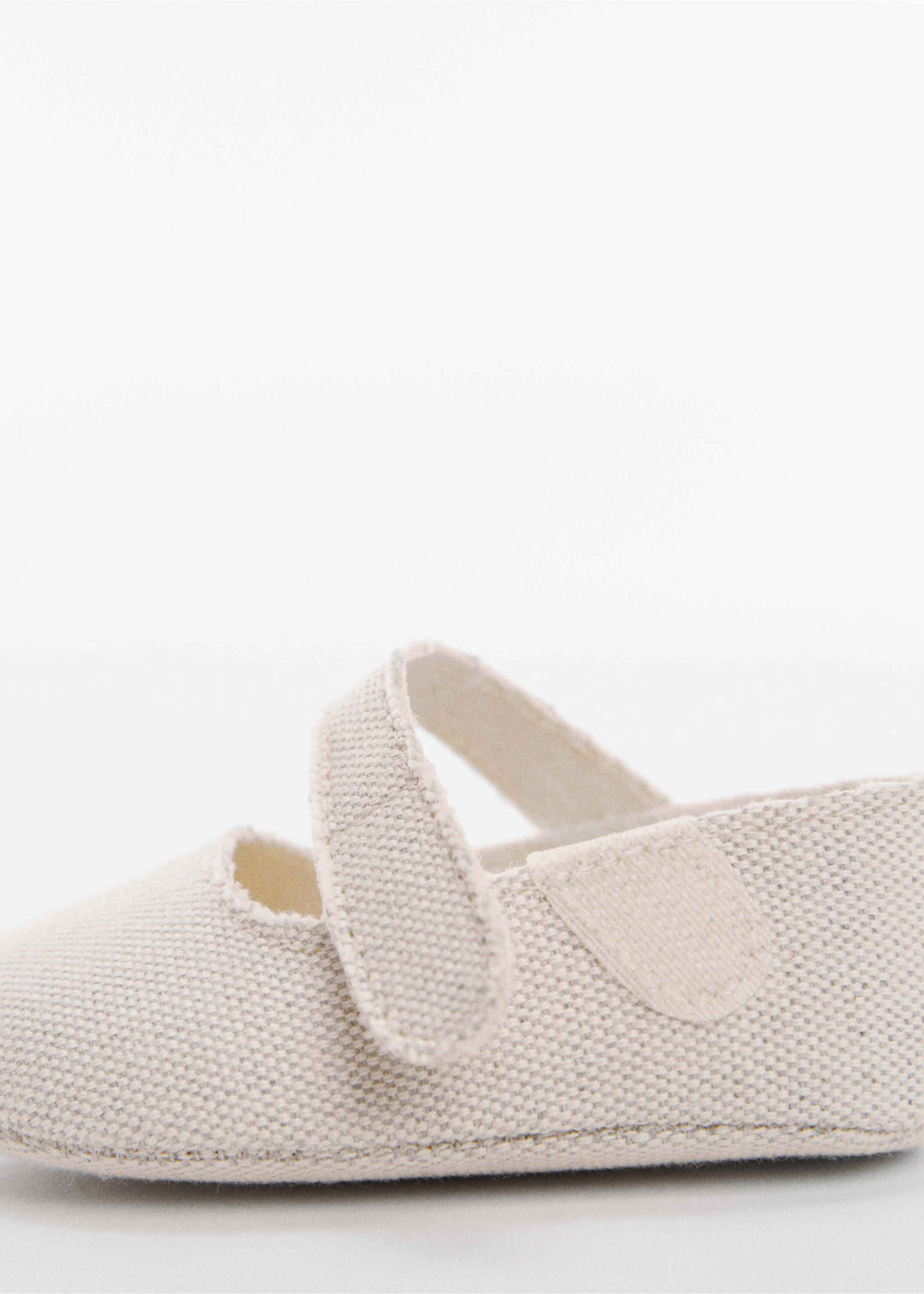 Lace-up ballerinas - Details of the article 2, Beige. Ref: 67053700-00.