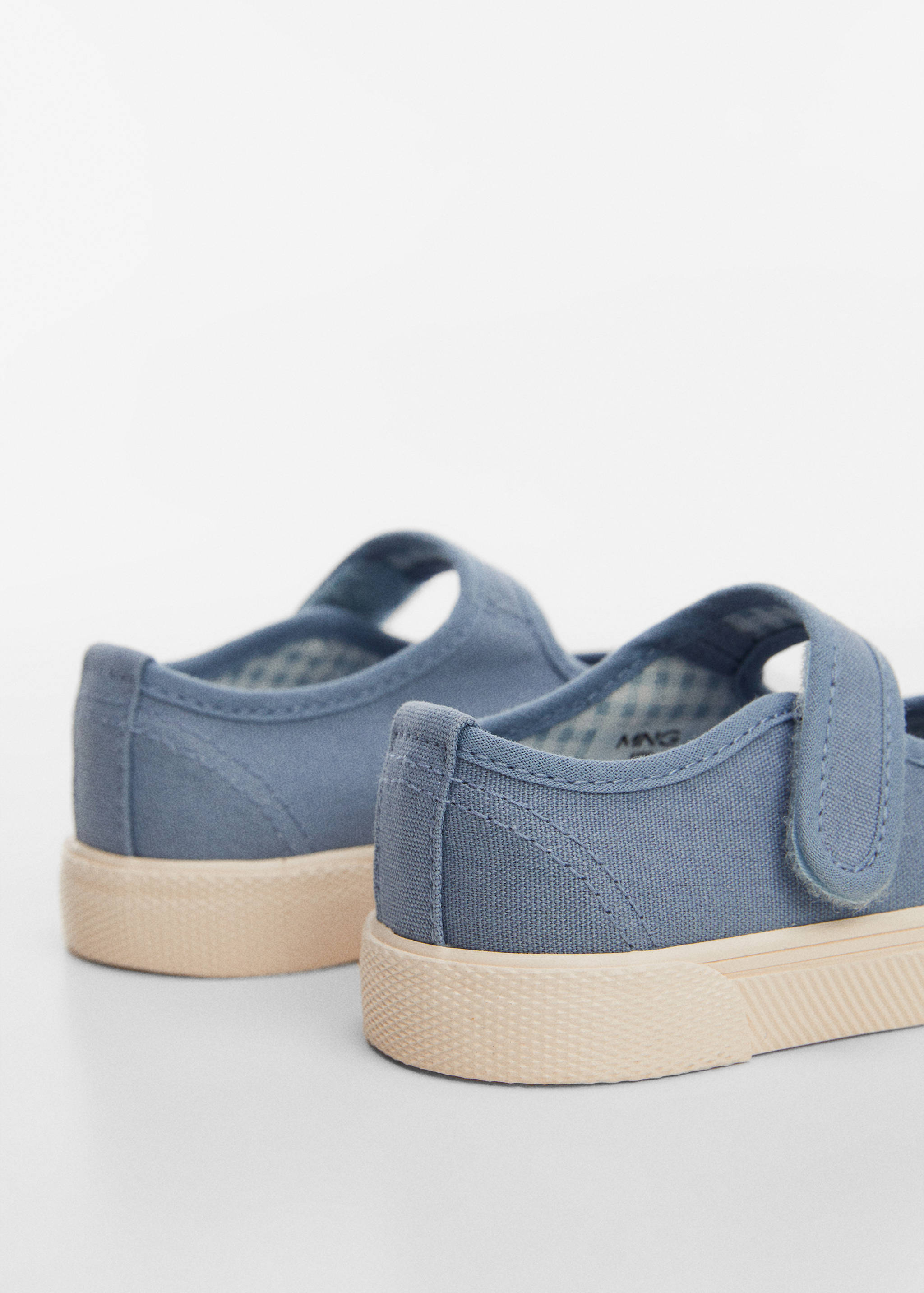 Bailarina deportiva abierta - Detalle del artículo 1