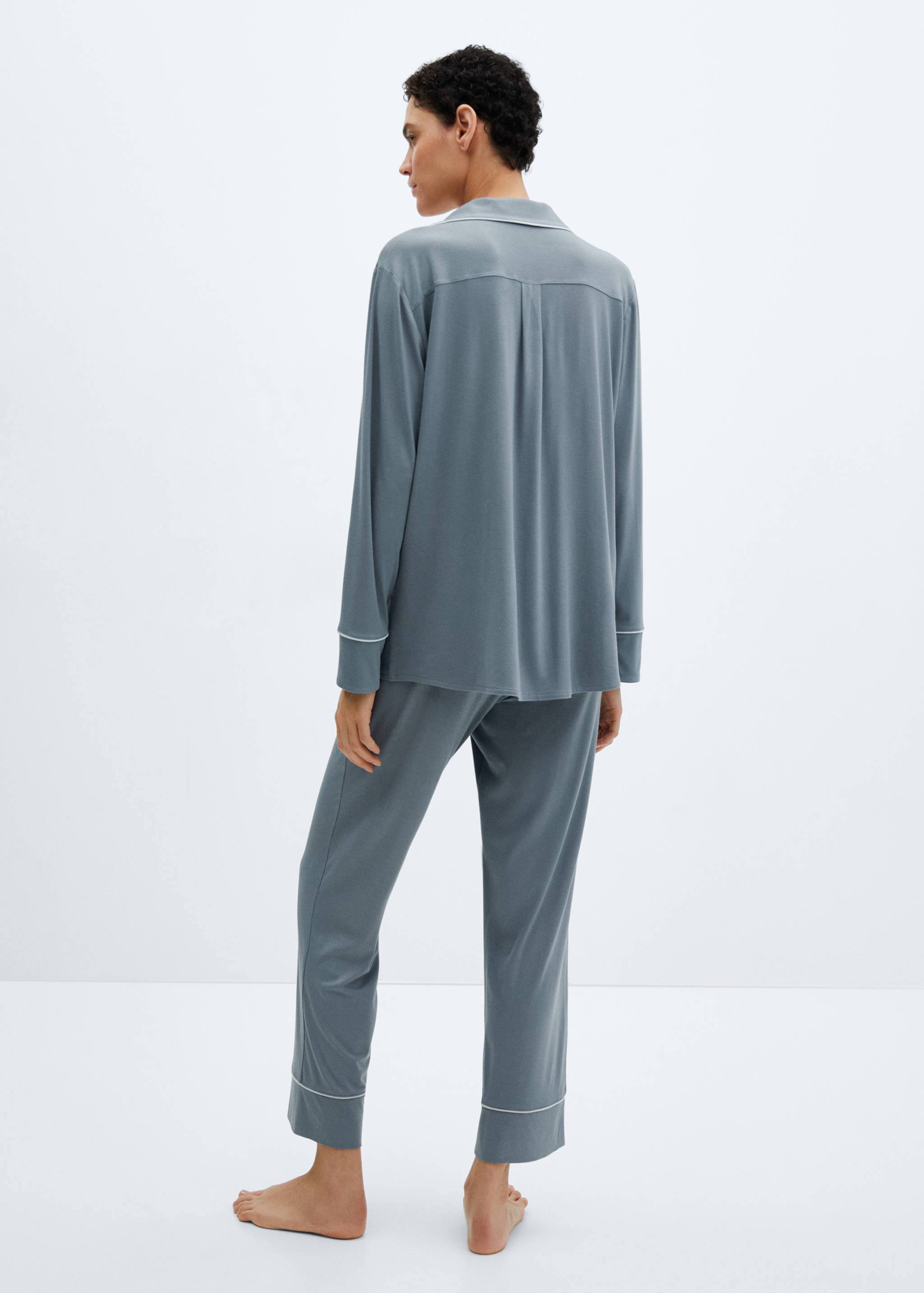 Pyjamahemd mit Borte - Rückseite des Artikels