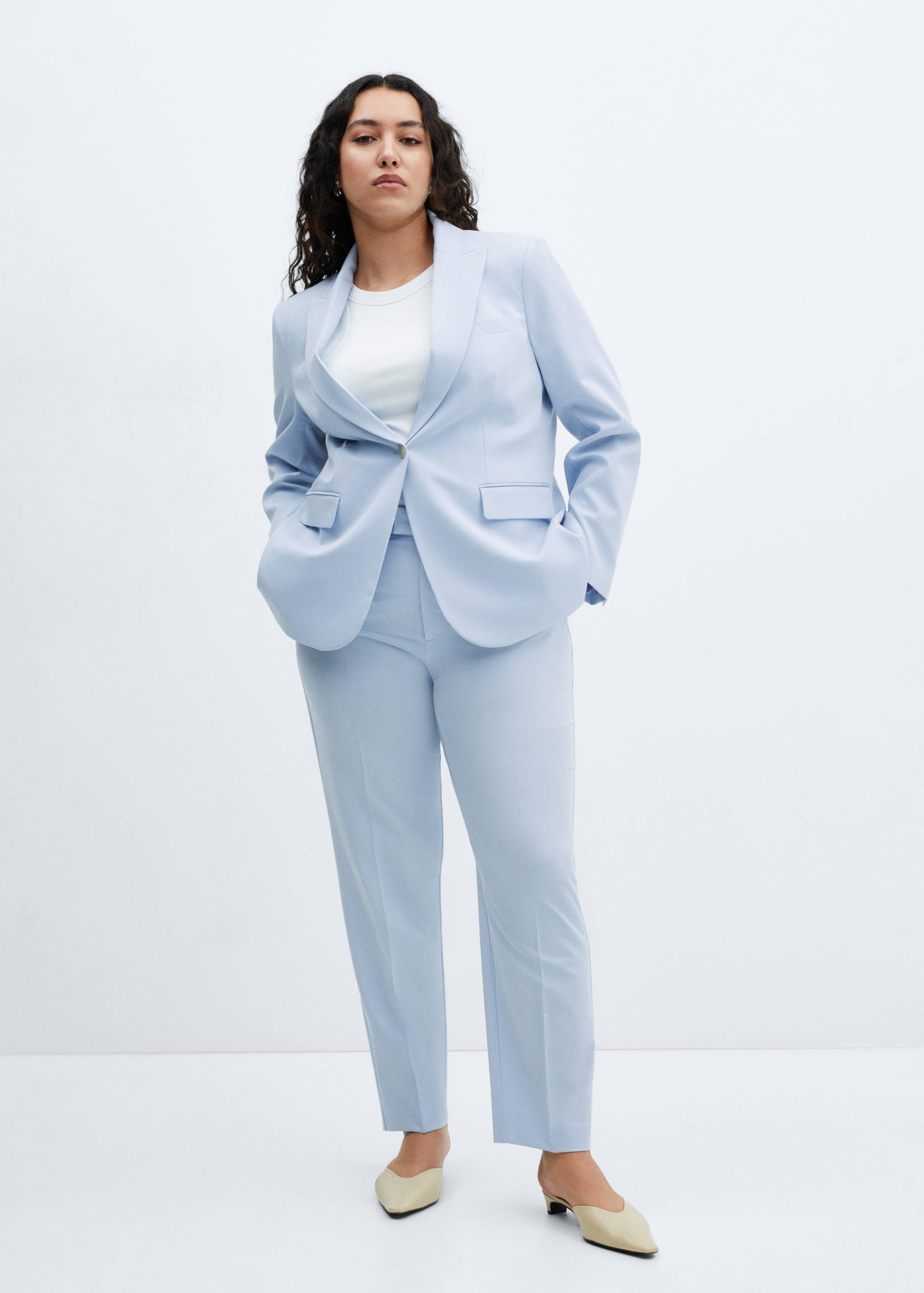 Fitted suit jacket - Details of the article 3