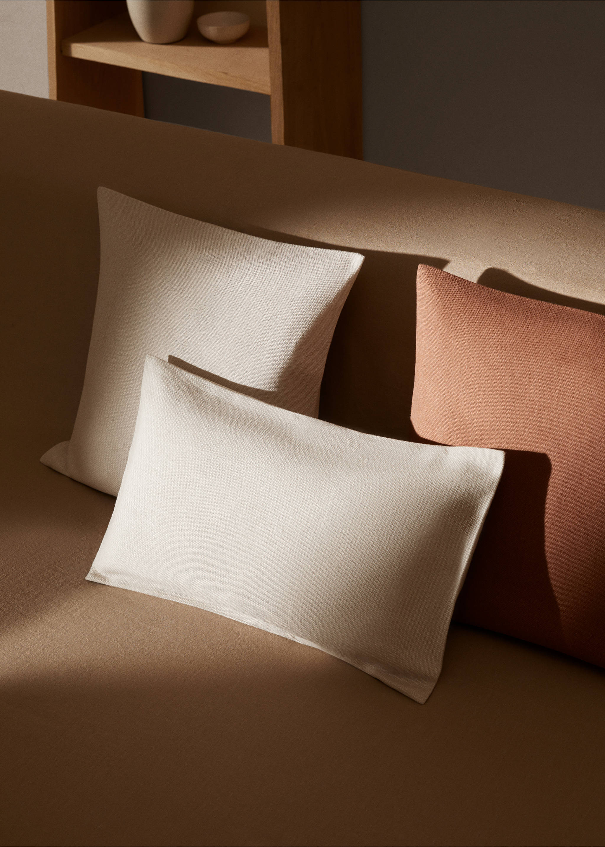 Housse de coussin coton texture 30x50 cm - Plan général, Blanc cassé. Ref: 67054048-00.