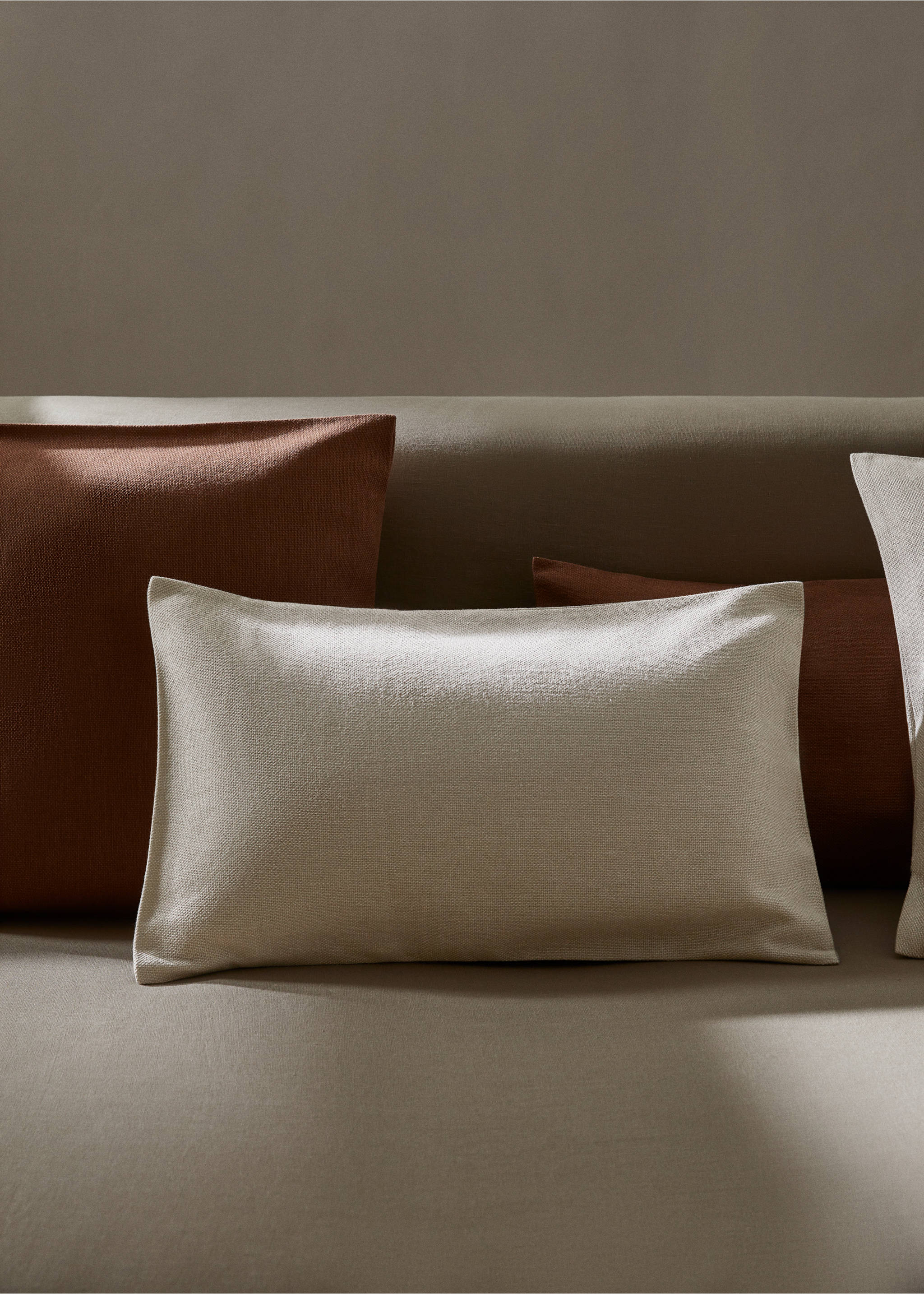 Housse de coussin coton texture 30x50 cm - Détail de l'article 7, Sable. Ref: 67054048-00.