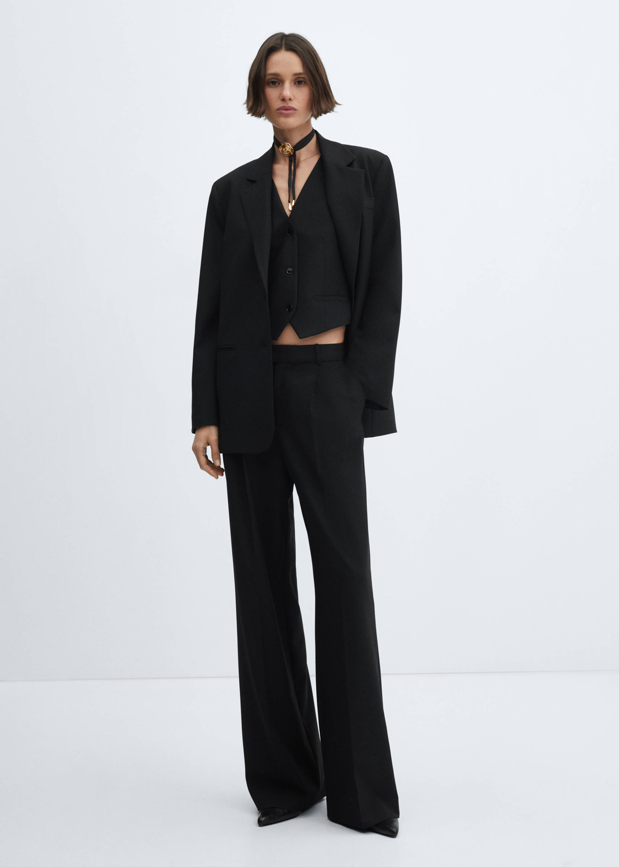 Kamizelka garniturowa na guziki - Plan ogólny