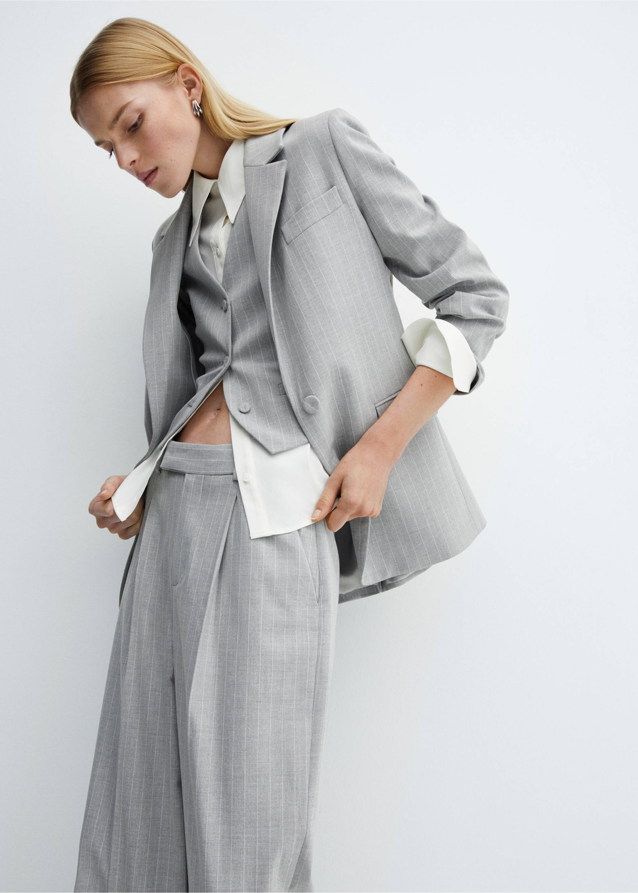 Pinstriped suit waistcoat - Details of the article 1, Medium Heather Grey. Ref: 67054074-00.