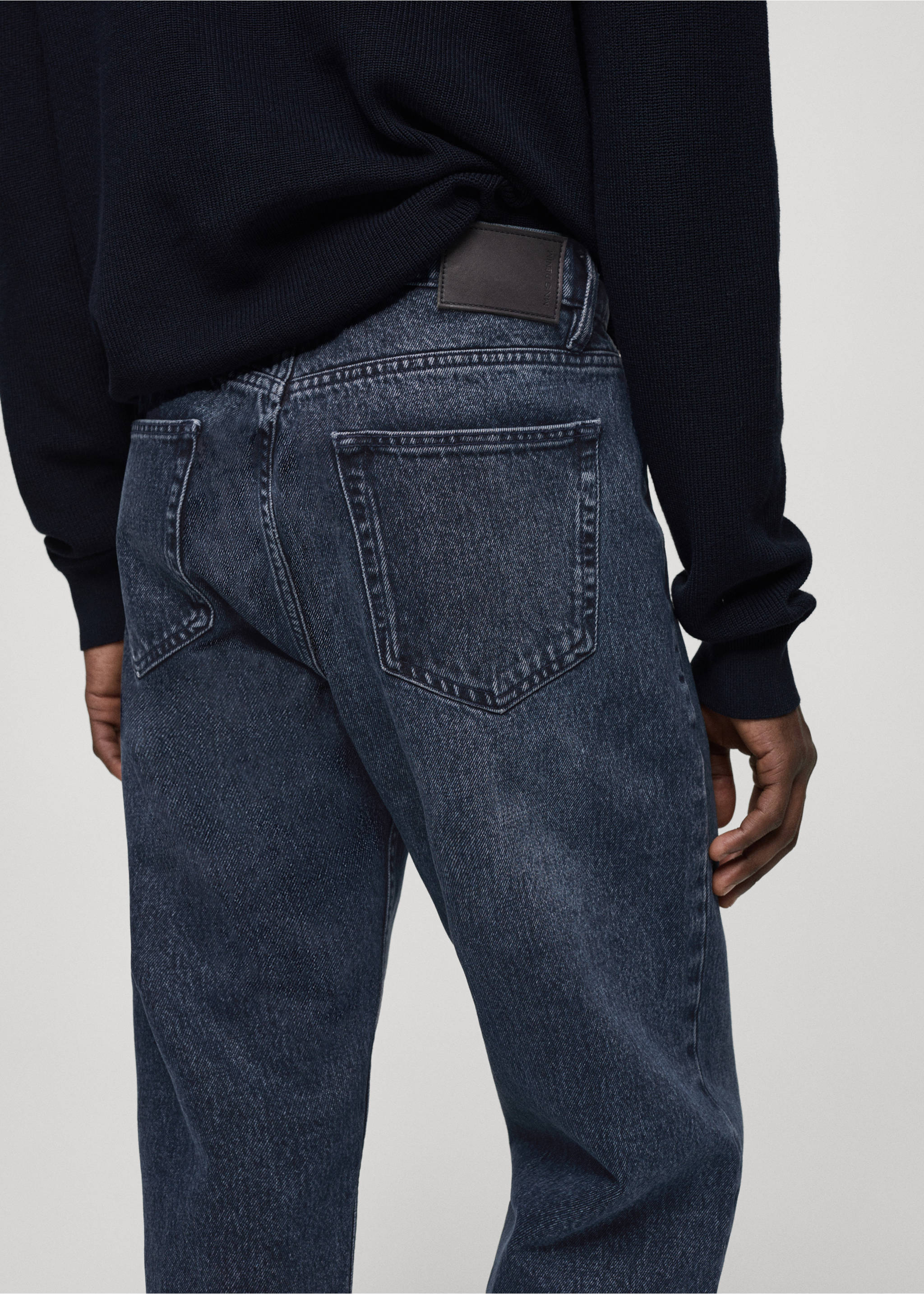 Bob straight-fit jeans - Details of the article 6, Deep Dark Blue. Ref: 67054441-00.