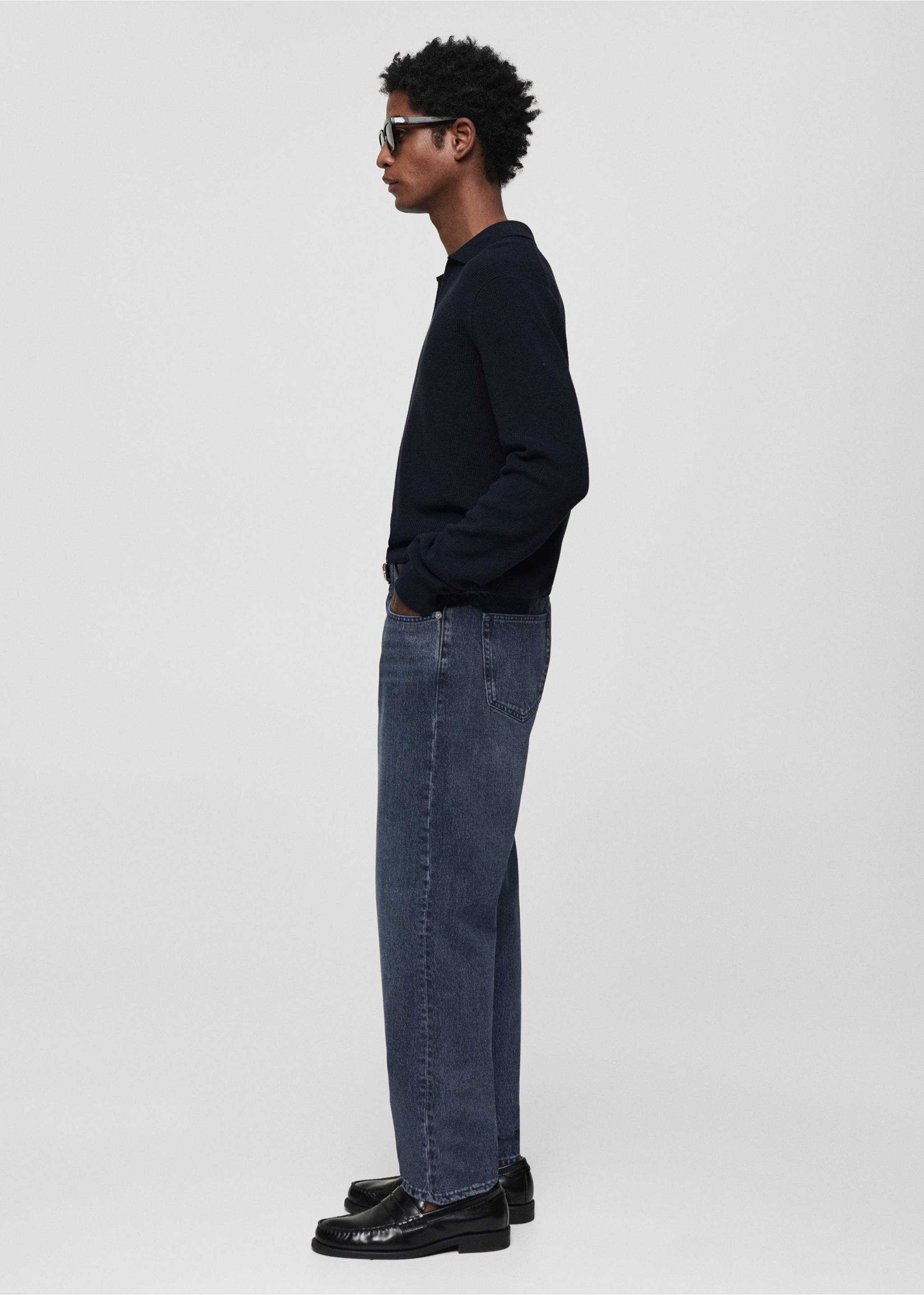 Bob straight-fit jeans - Details of the article 2, Deep Dark Blue. Ref: 67054441-00.