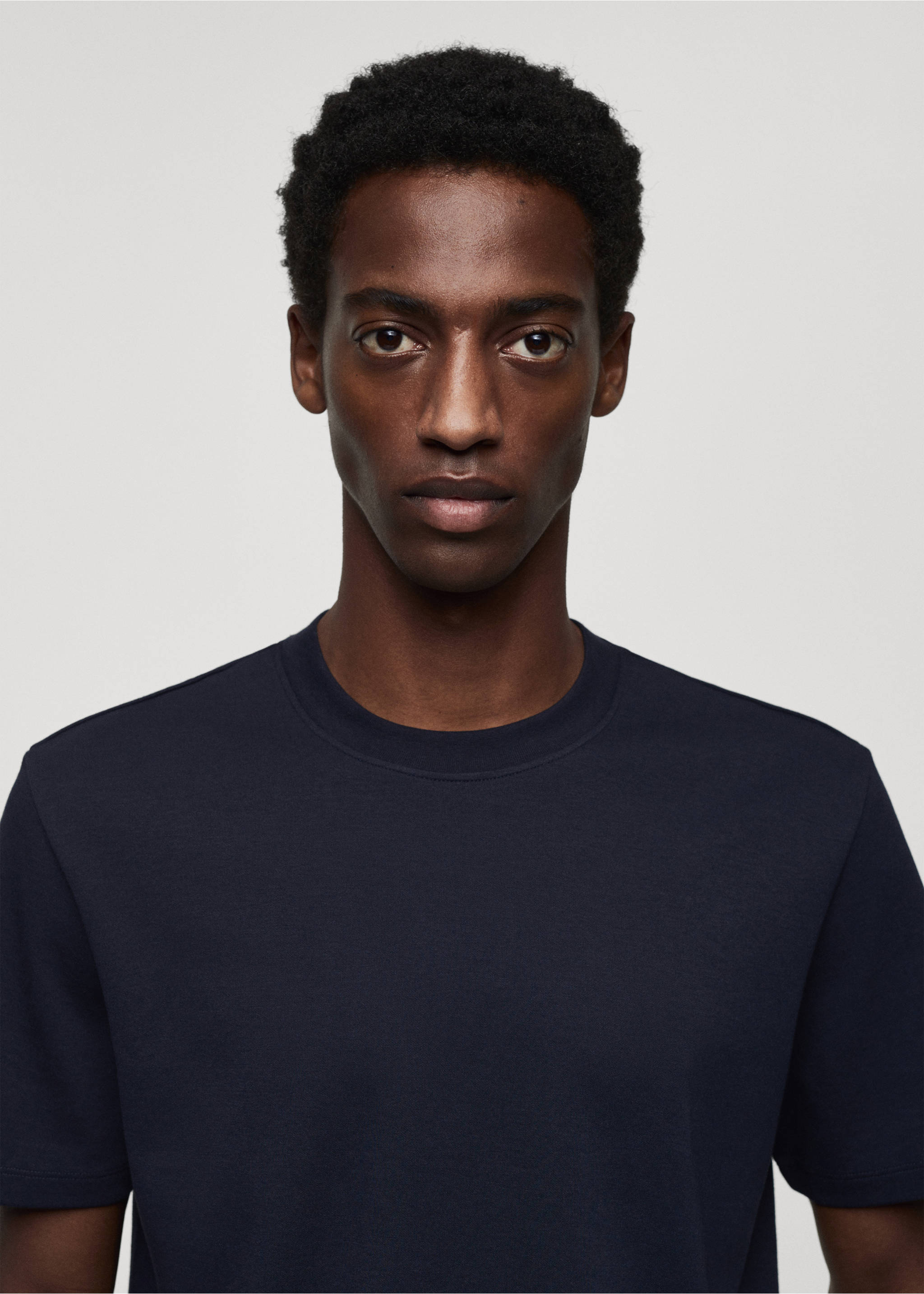 Breathable cotton t-shirt - Details of the article 1, Dark Navy. Ref: 67054454-00.