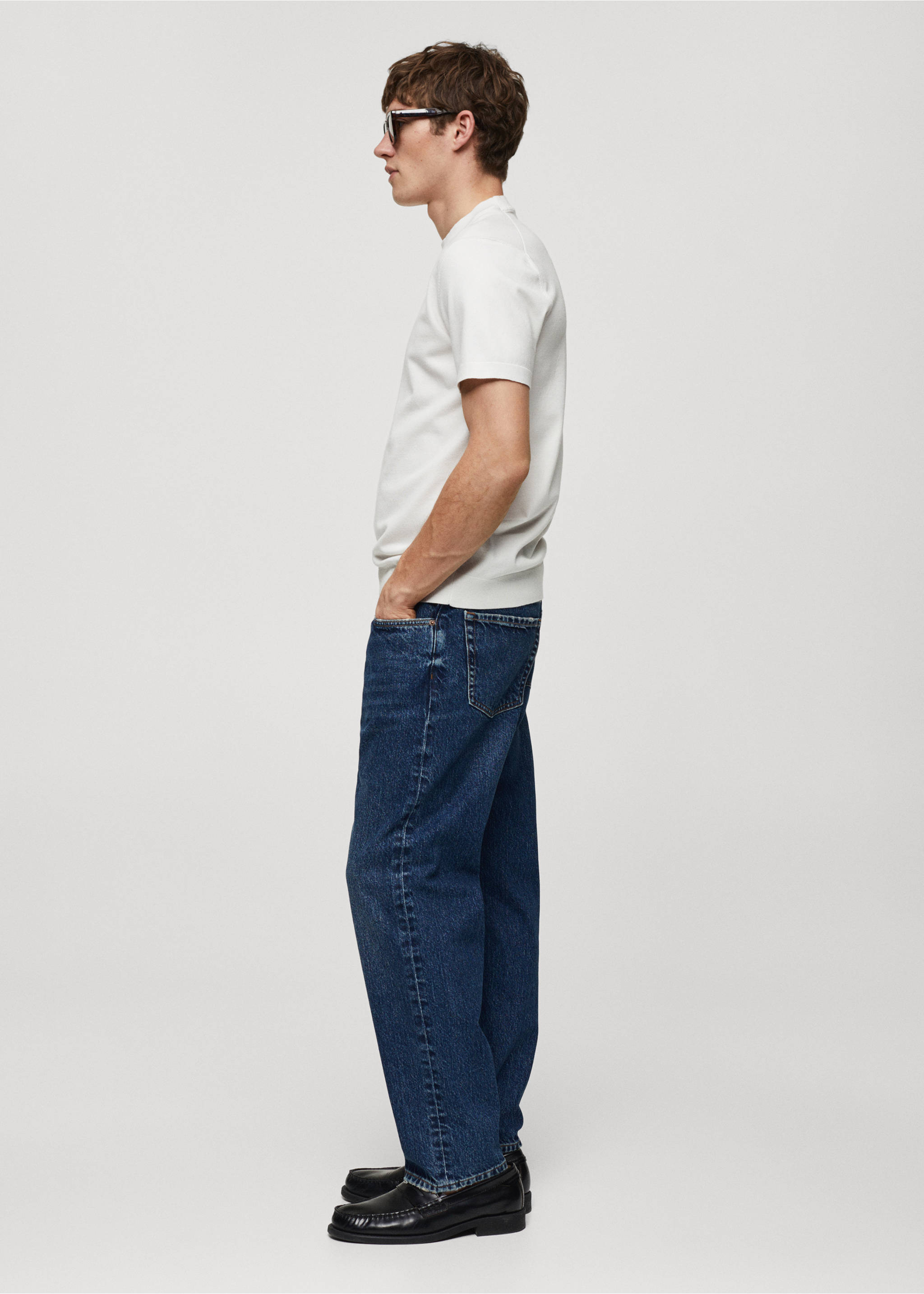 Regular-fit dark-wash jeans - Details of the article 2, Dark Blue. Ref: 67054466-00.