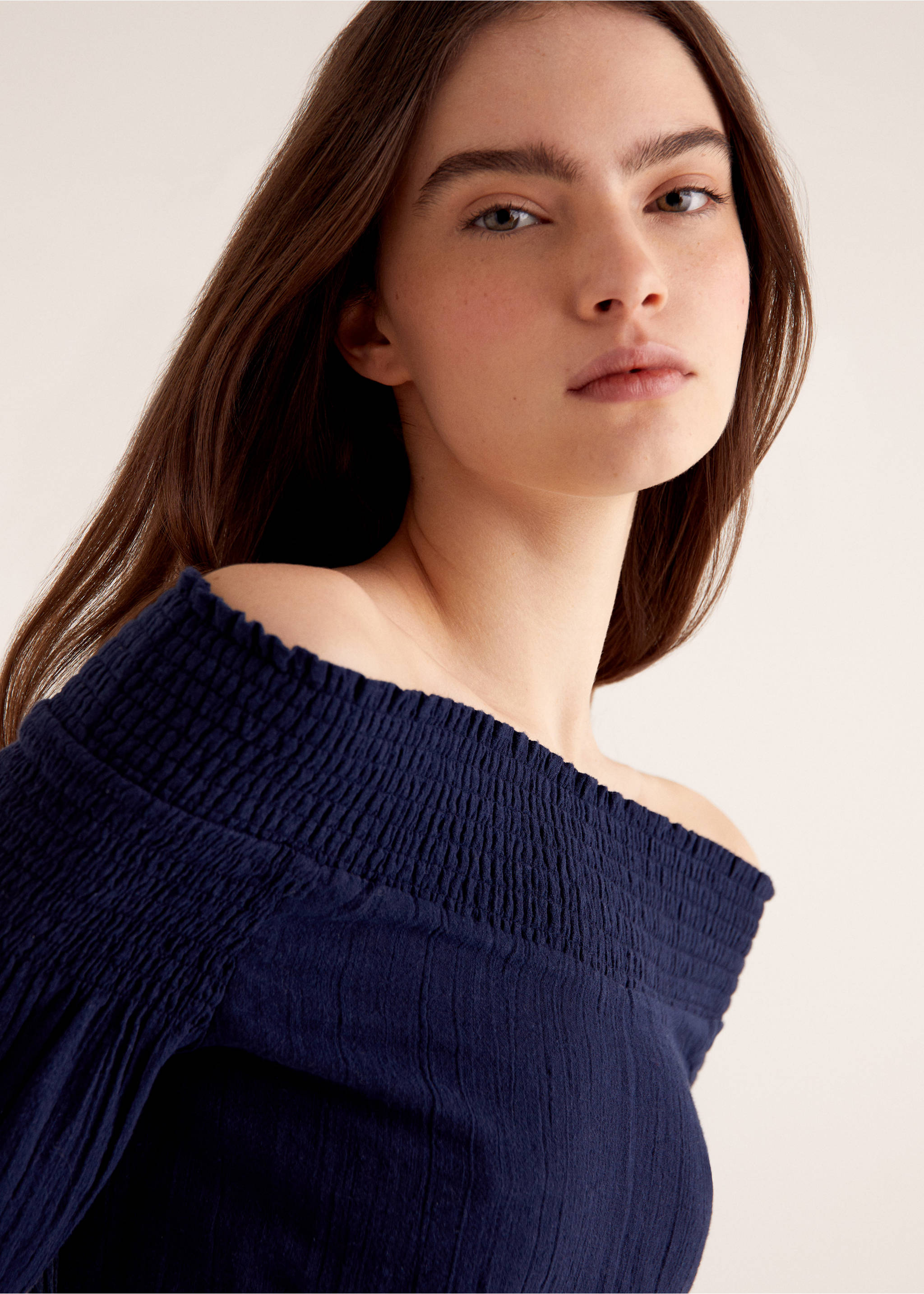 Bluse med skulderdetalj - Artikkeldetalj 5, Mørk marineblå. Ref: 67054468-00.