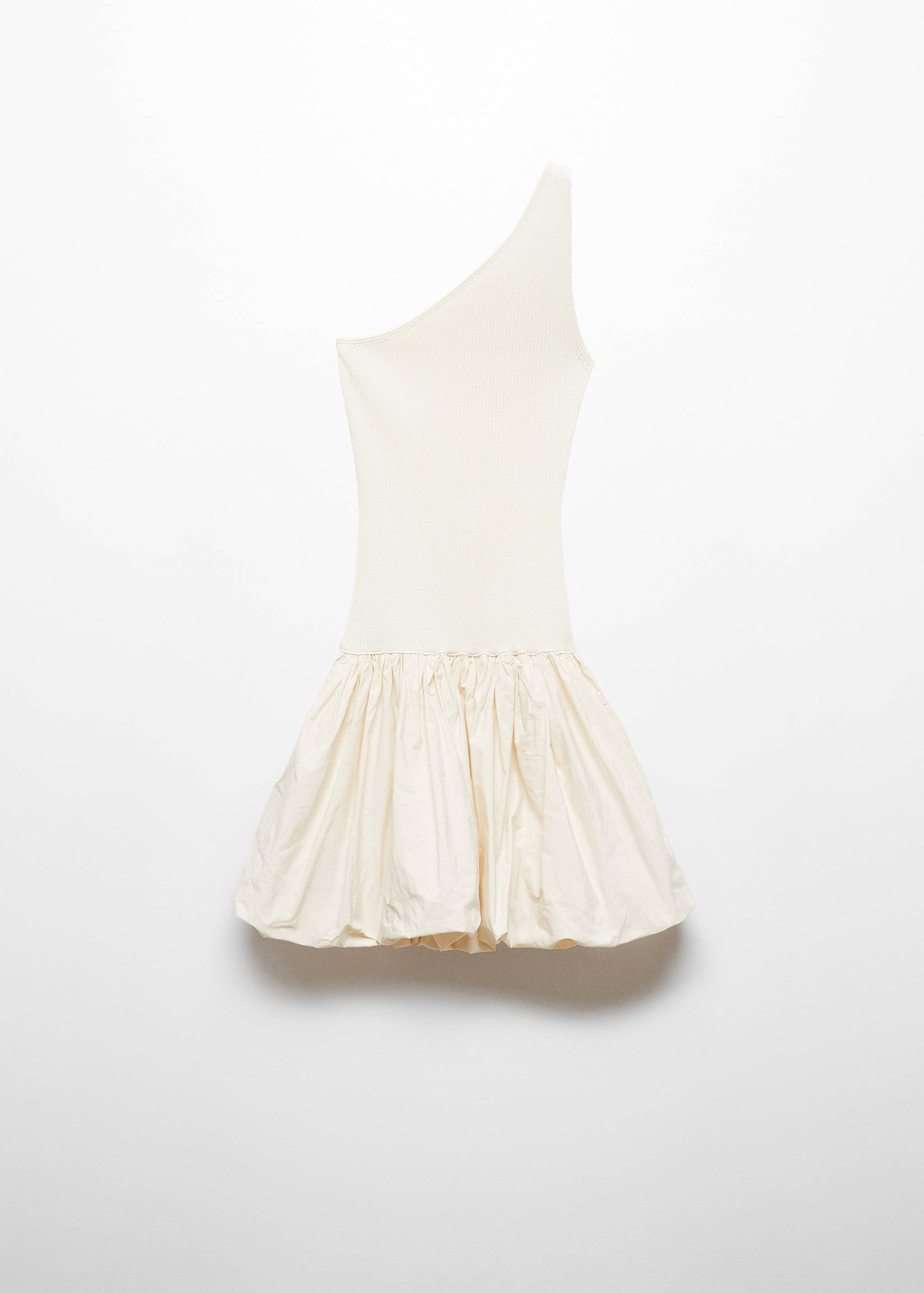 Vestido corto bajo abullonado - Artículo sin modelo