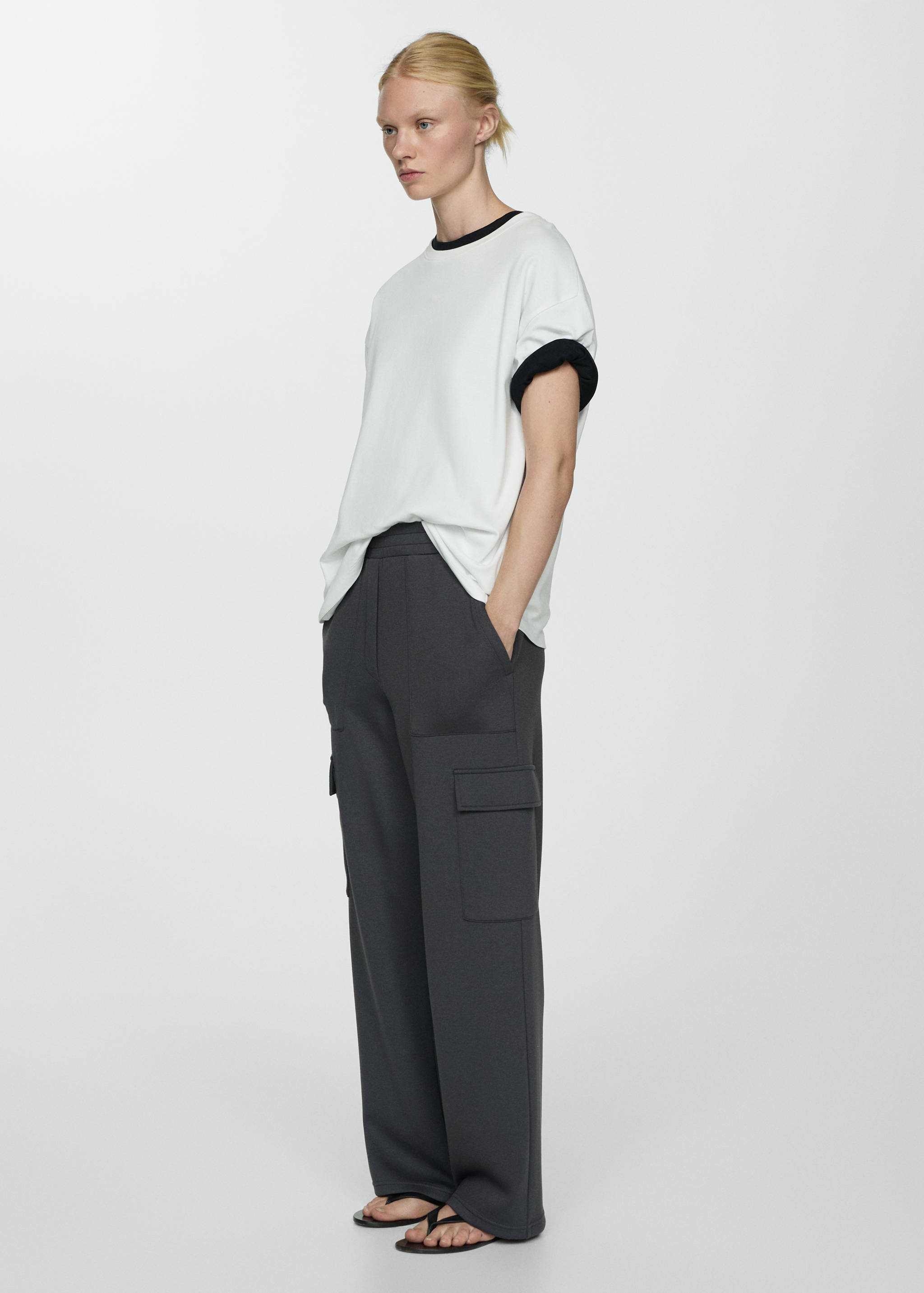 Elastic waist cargo pants - Details of the article 2