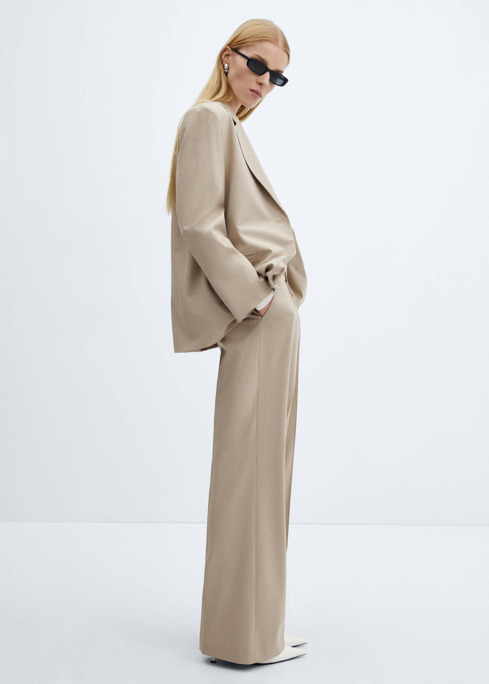 Wide leg suit trousers - Details of the article 2