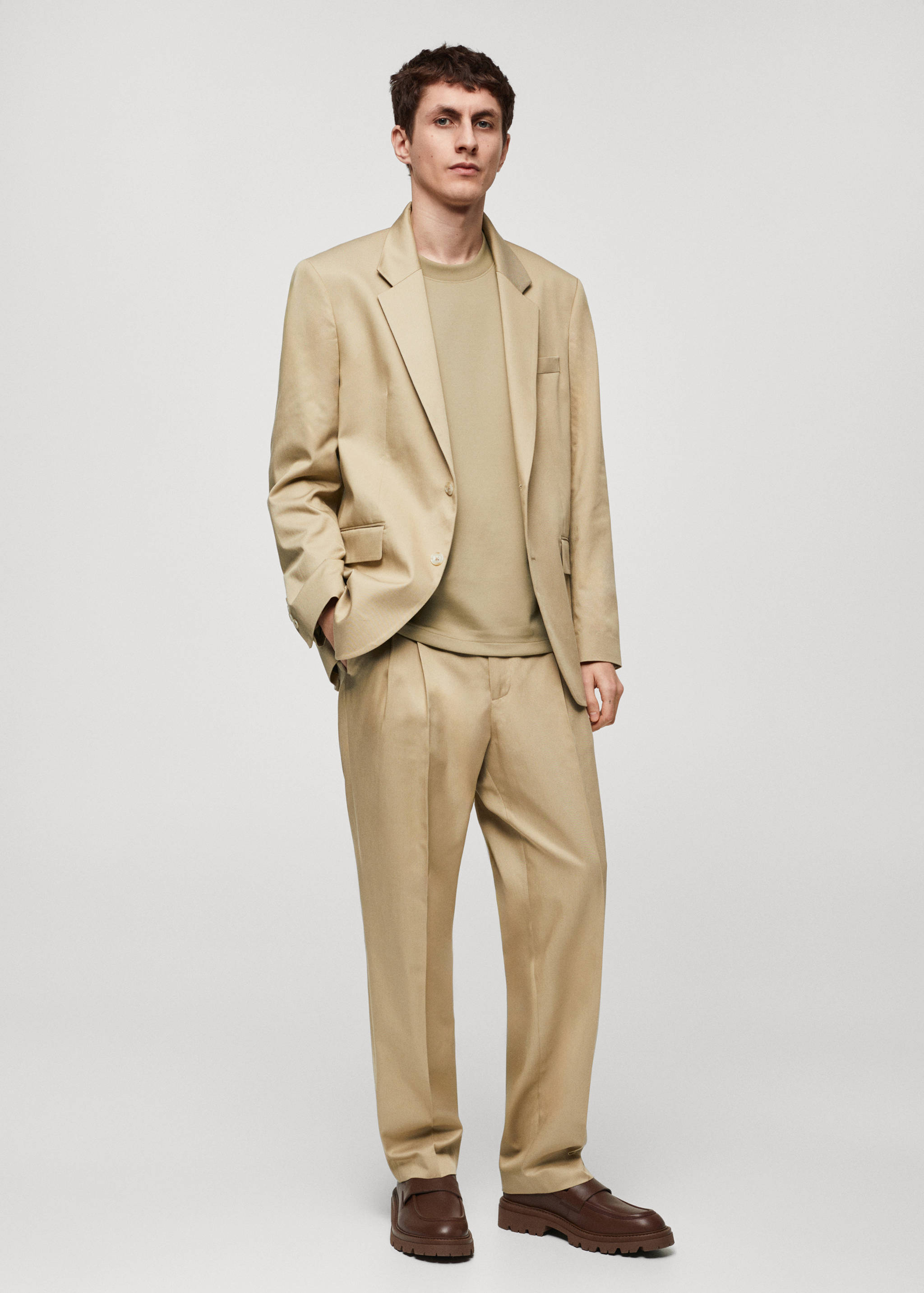 Relaxed-fit suit pants with pleats - General plane