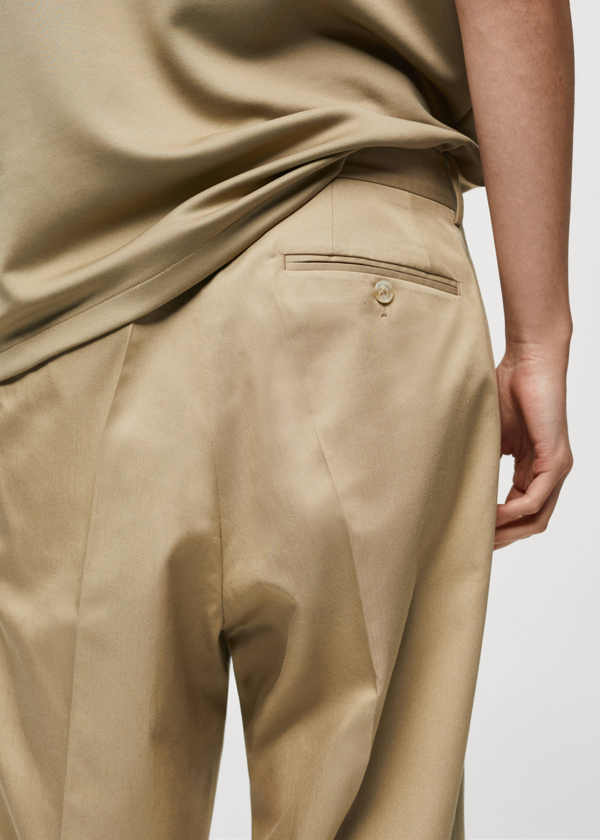 Relaxed-fit suit pants with pleats - Details of the article 6