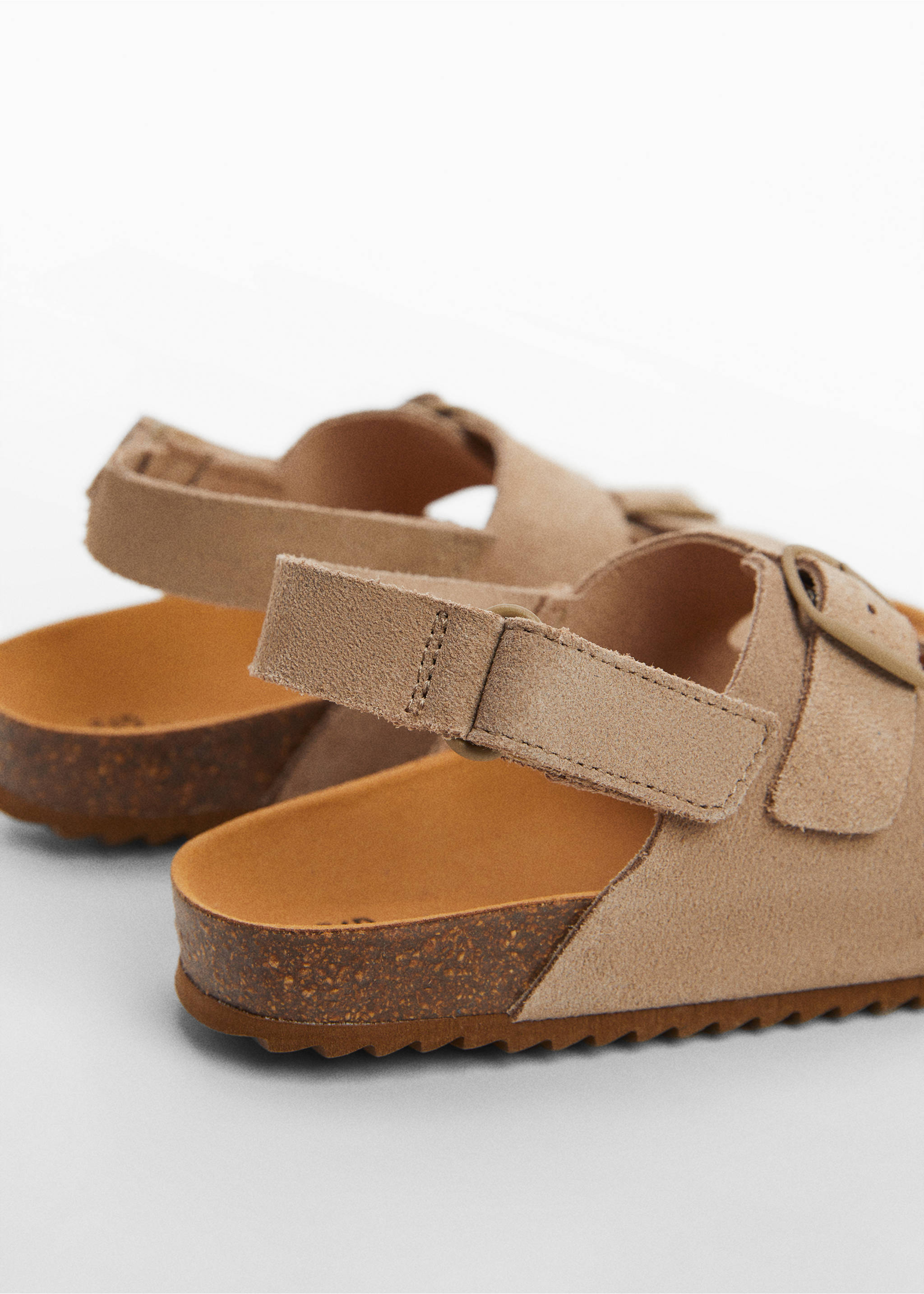 Buckle leather sandals - Details of the article 1, Medium Brown. Ref: 67055732-00.